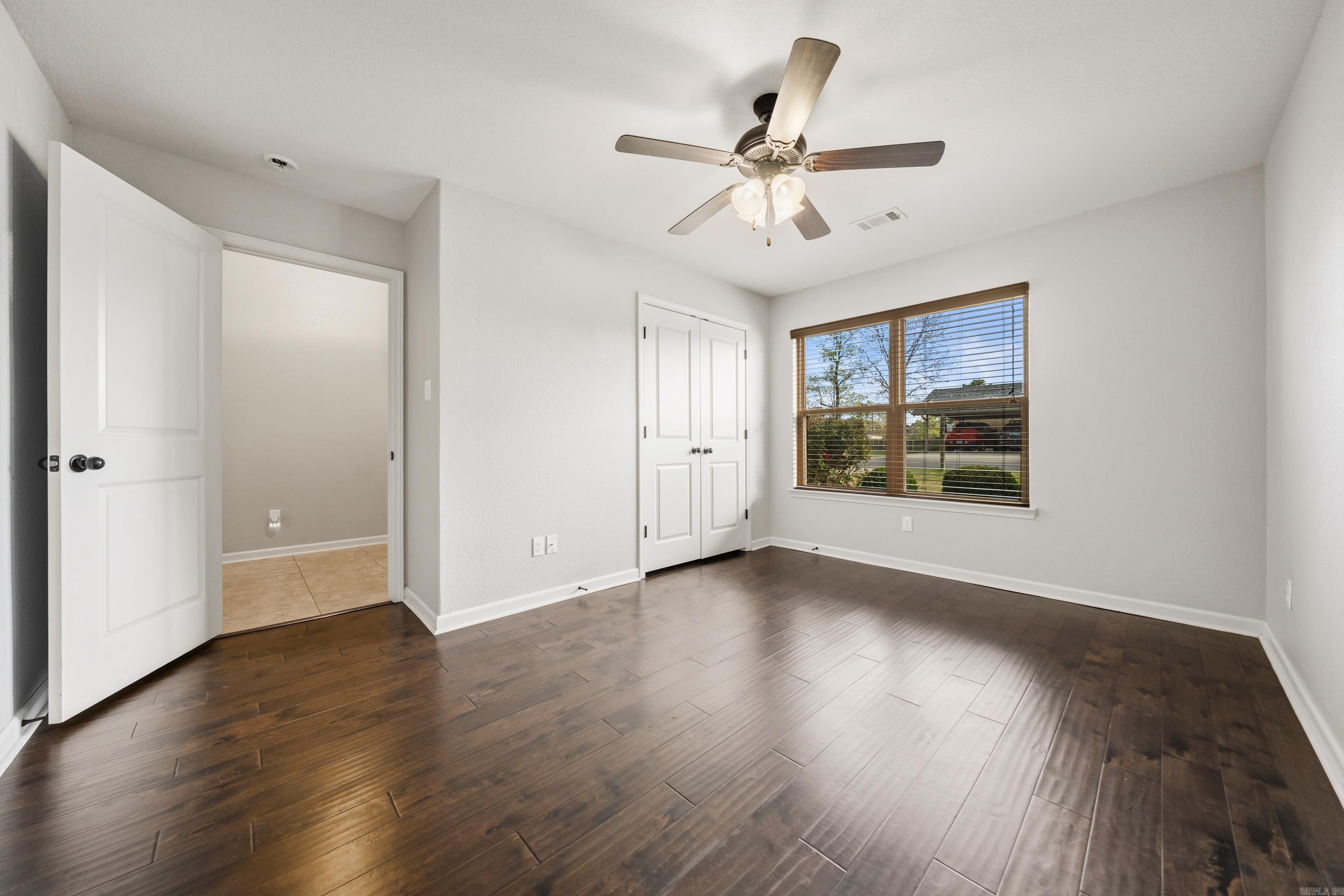 UNPLATTED ACREAGE - Residential