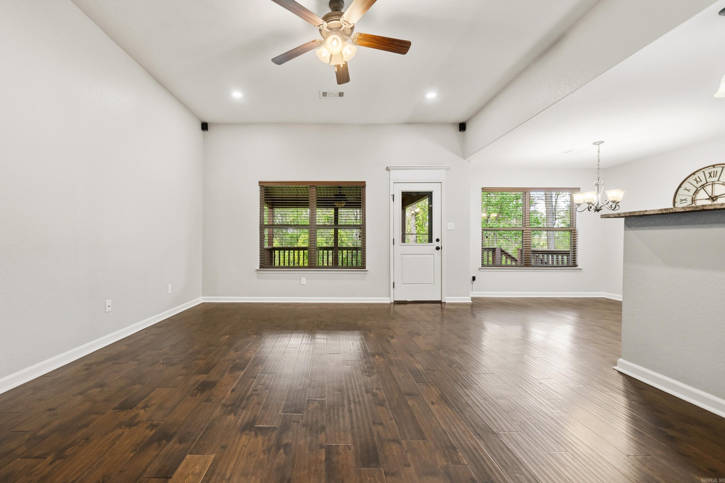 UNPLATTED ACREAGE - Residential