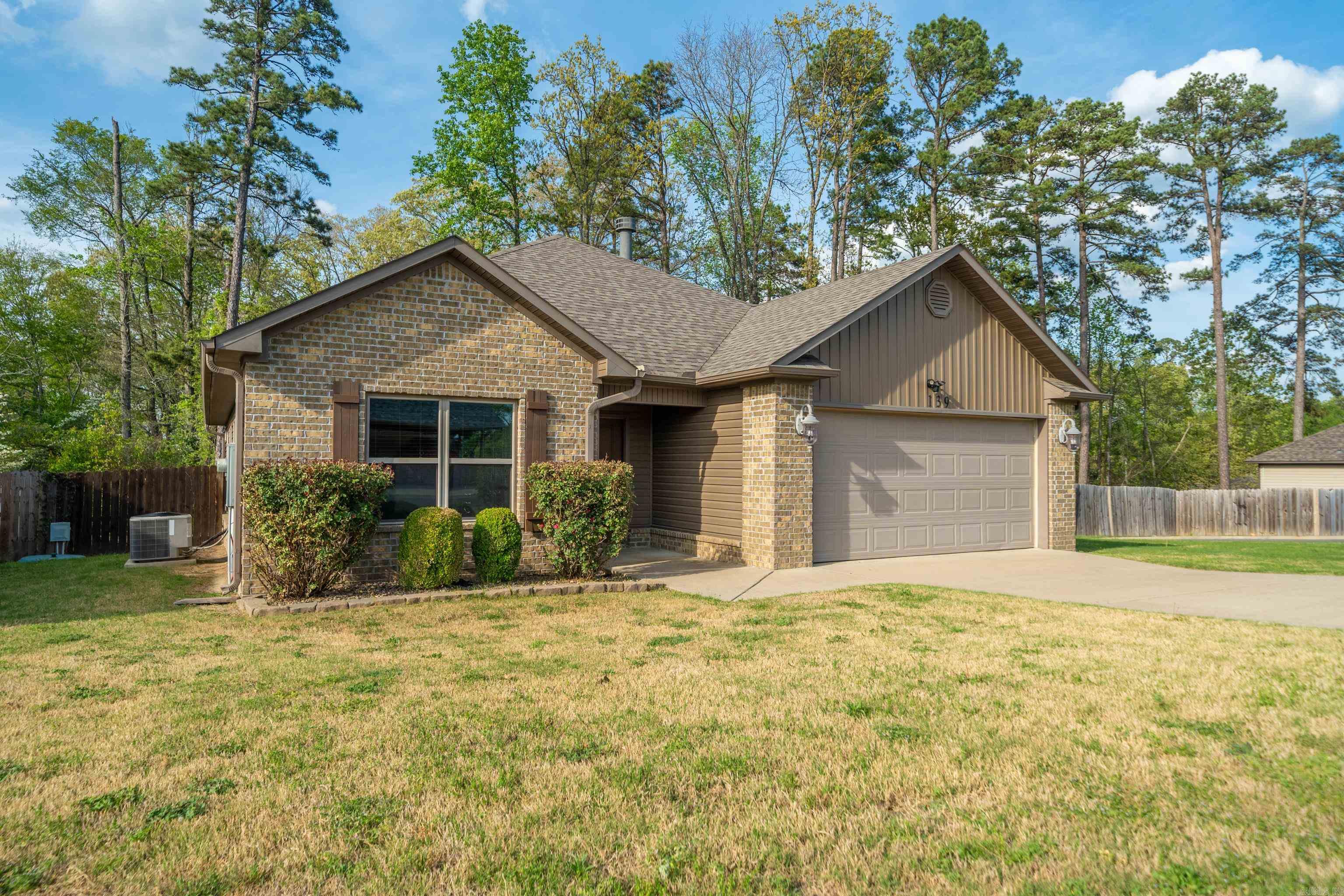 UNPLATTED ACREAGE - Residential