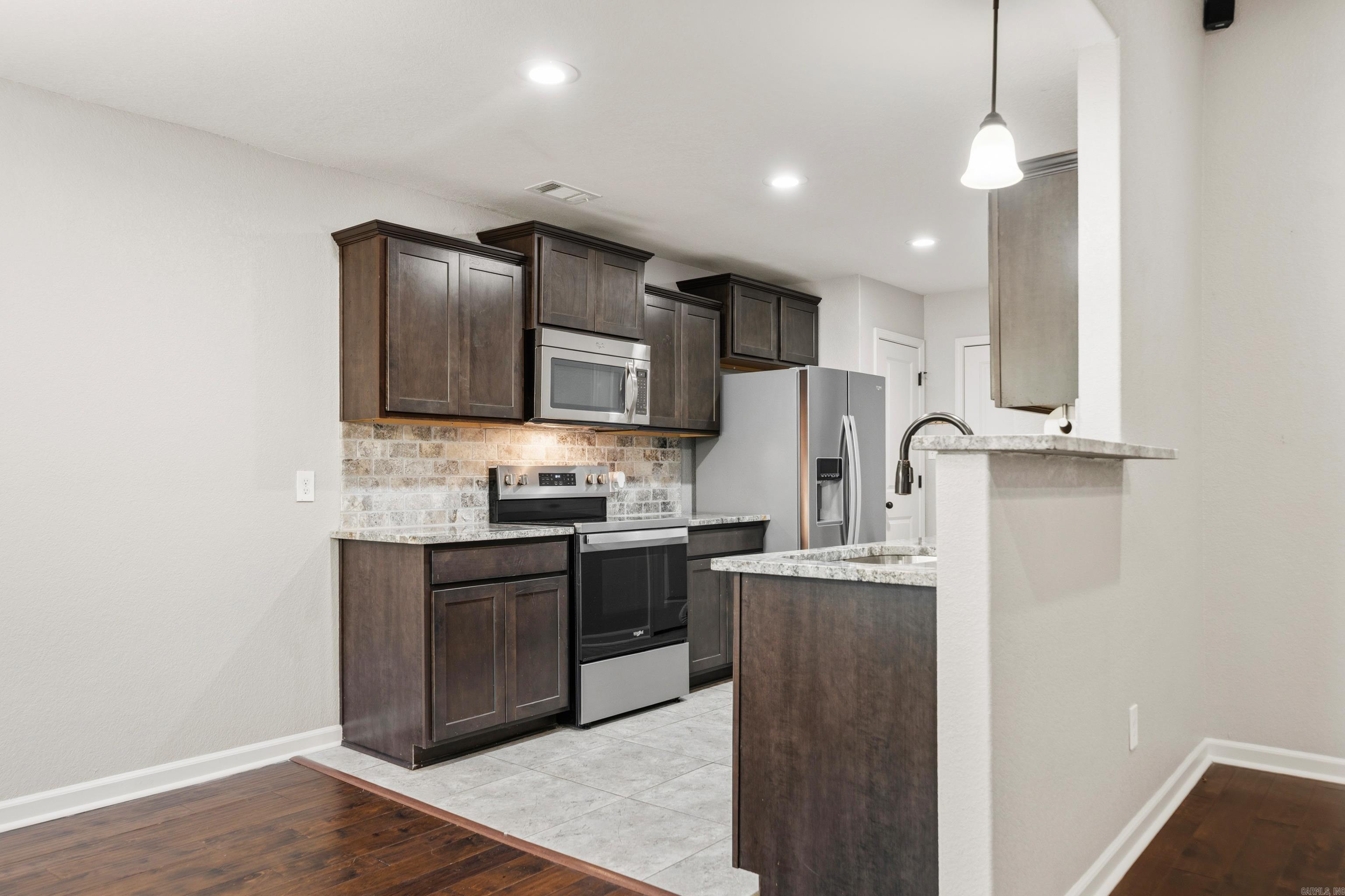 UNPLATTED ACREAGE - Residential