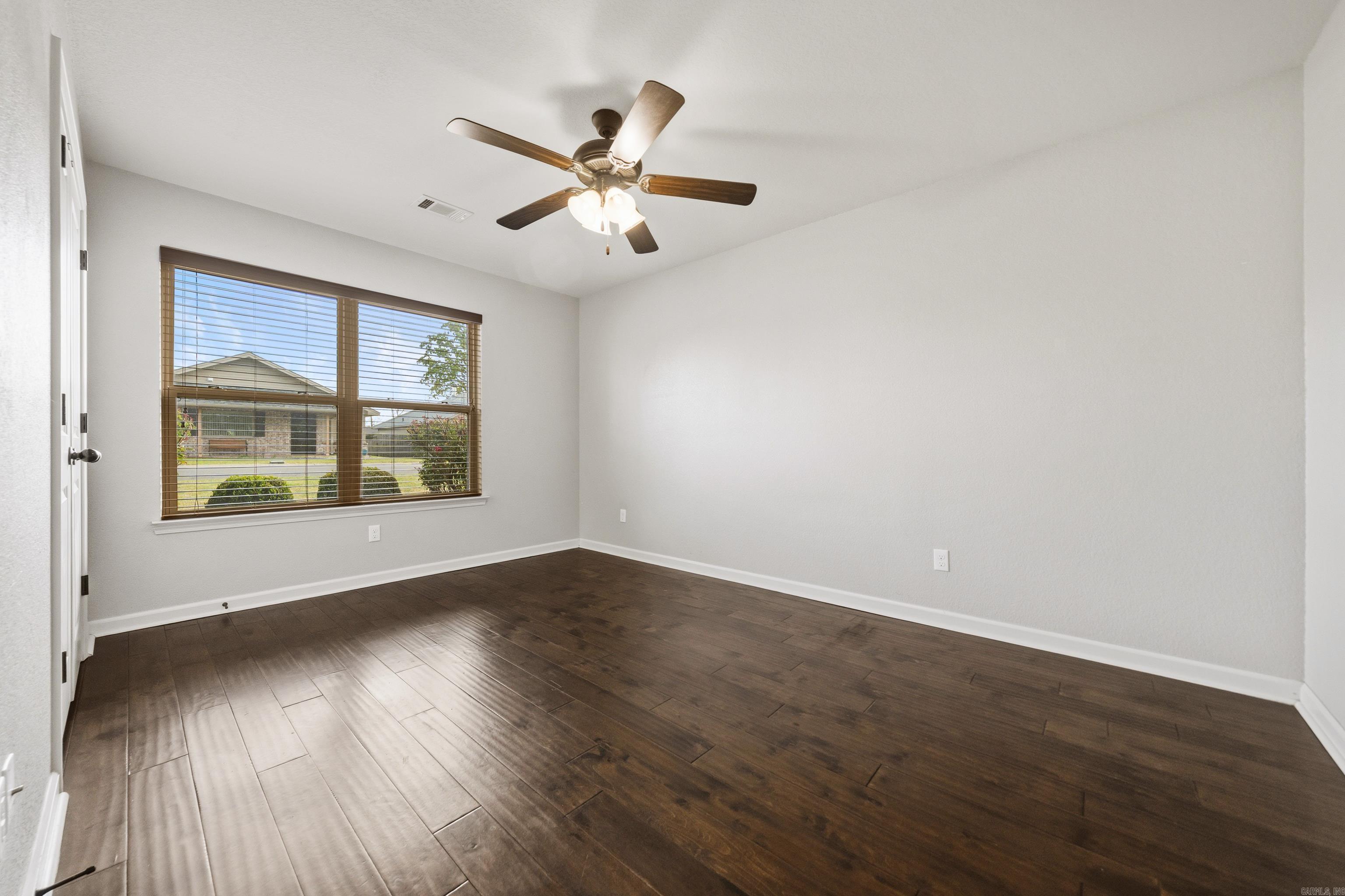 UNPLATTED ACREAGE - Residential