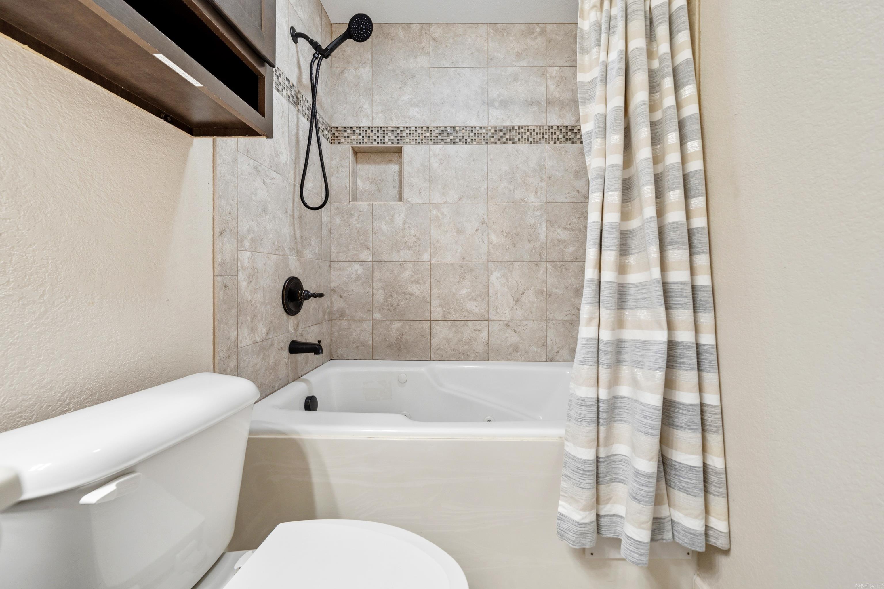 UNPLATTED ACREAGE - Residential