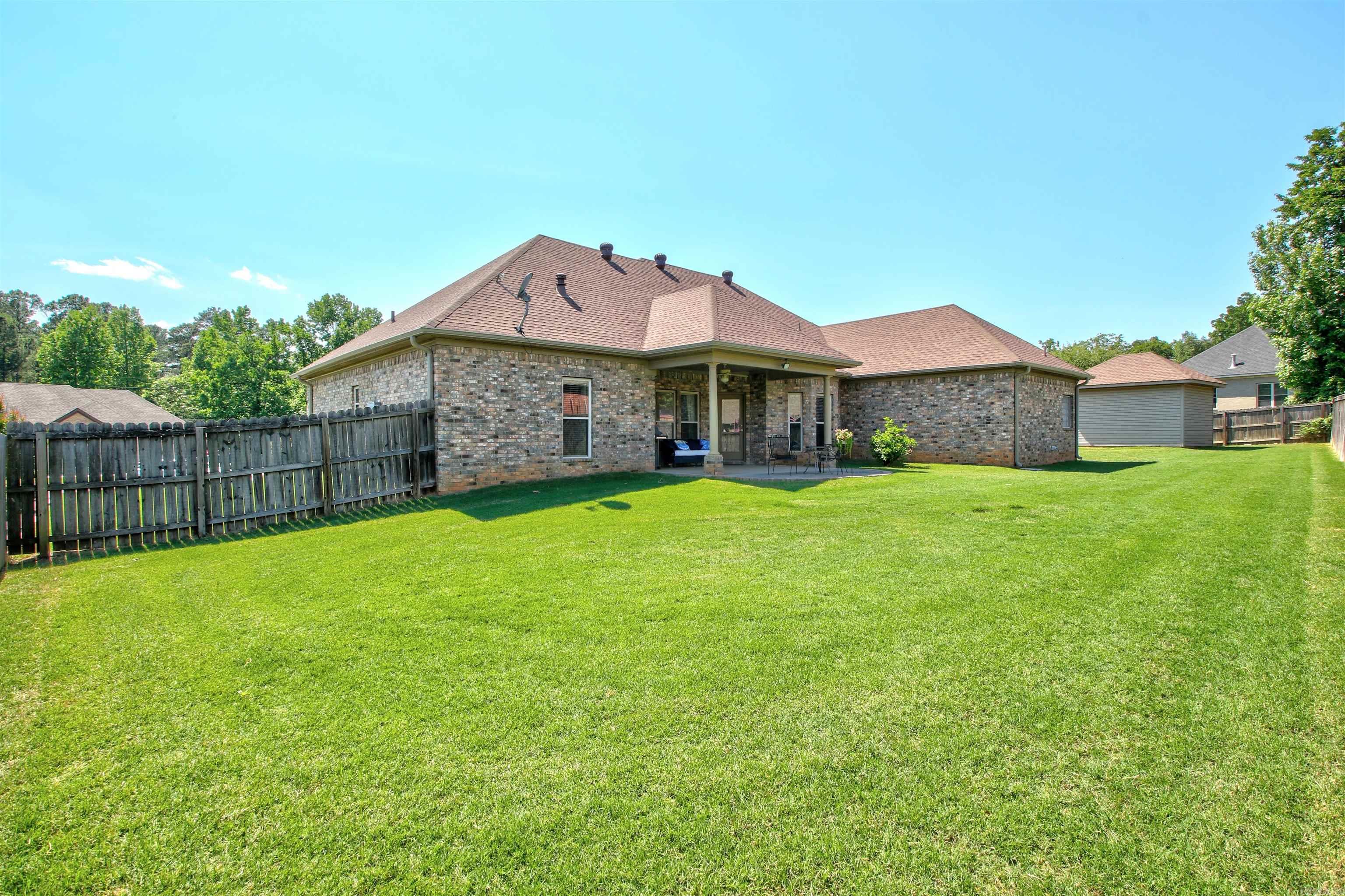 Sterling Oaks - Residential