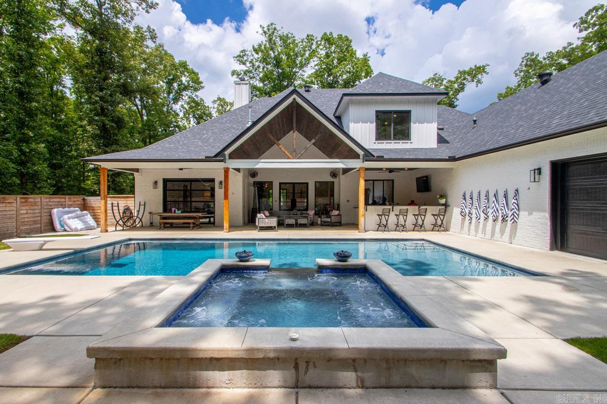 THE WOODLANDS - Residential