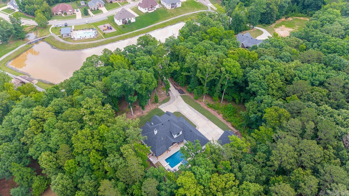 THE WOODLANDS - Residential