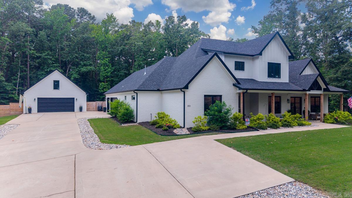 THE WOODLANDS - Residential