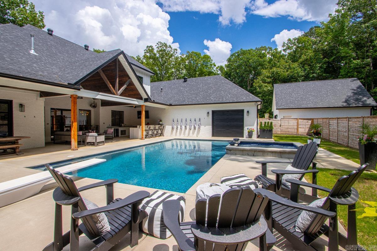 THE WOODLANDS - Residential