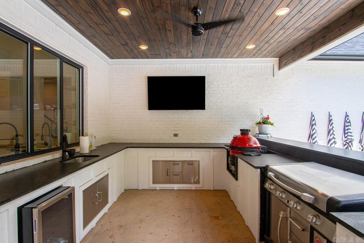 THE WOODLANDS - Residential