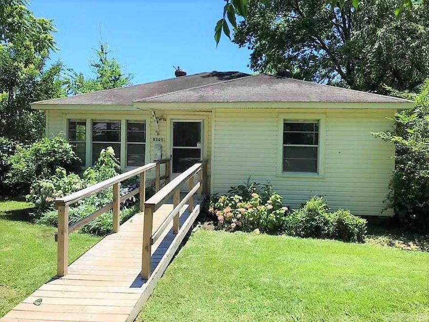 Lovely 2 bed/1 bath home near St. Vincents, UAMS, and so much more.  Fresh paint and updates throughout; tenant pays electric, water, and gas; Security Deposit is $895.00; not eligible for Section 8.