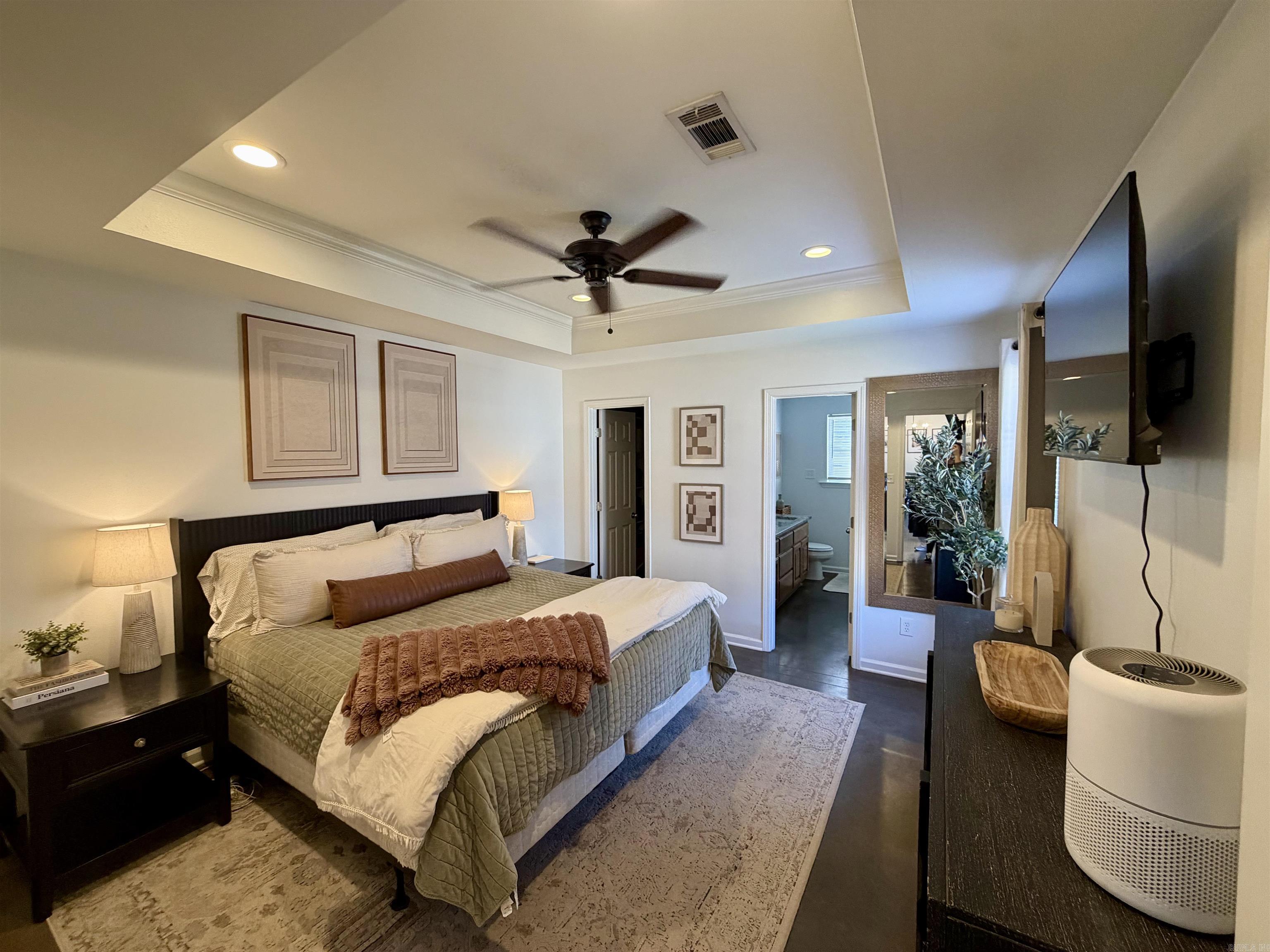 OAKTREE PLACE - Residential