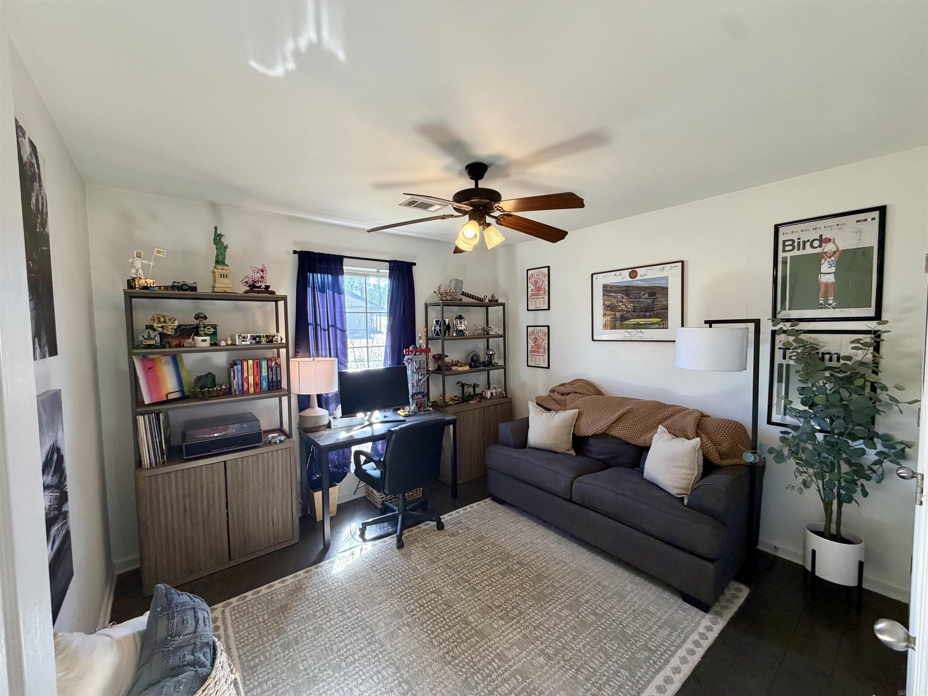 OAKTREE PLACE - Residential