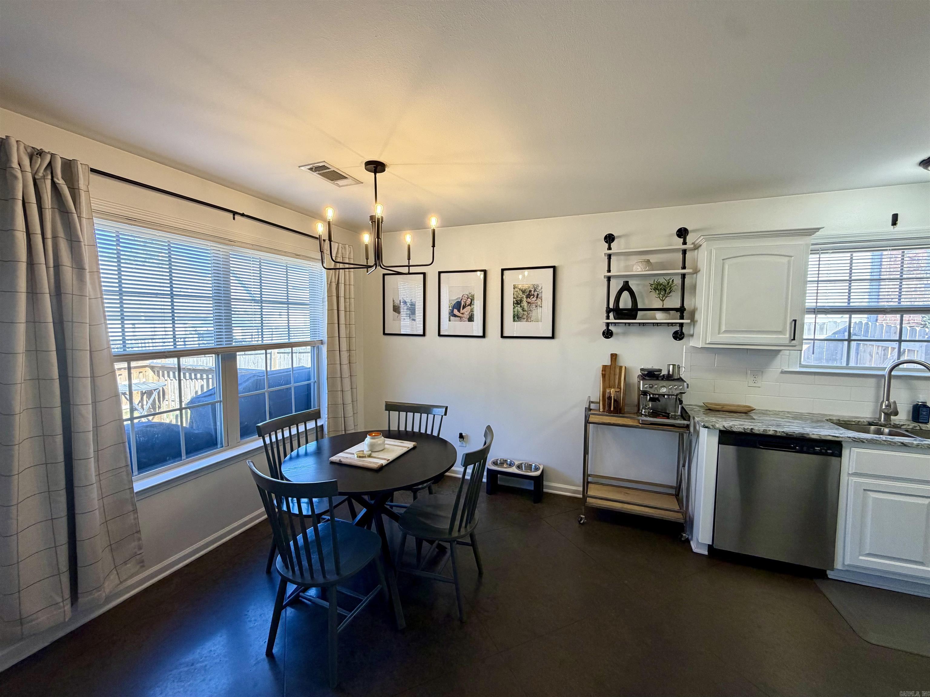 OAKTREE PLACE - Residential