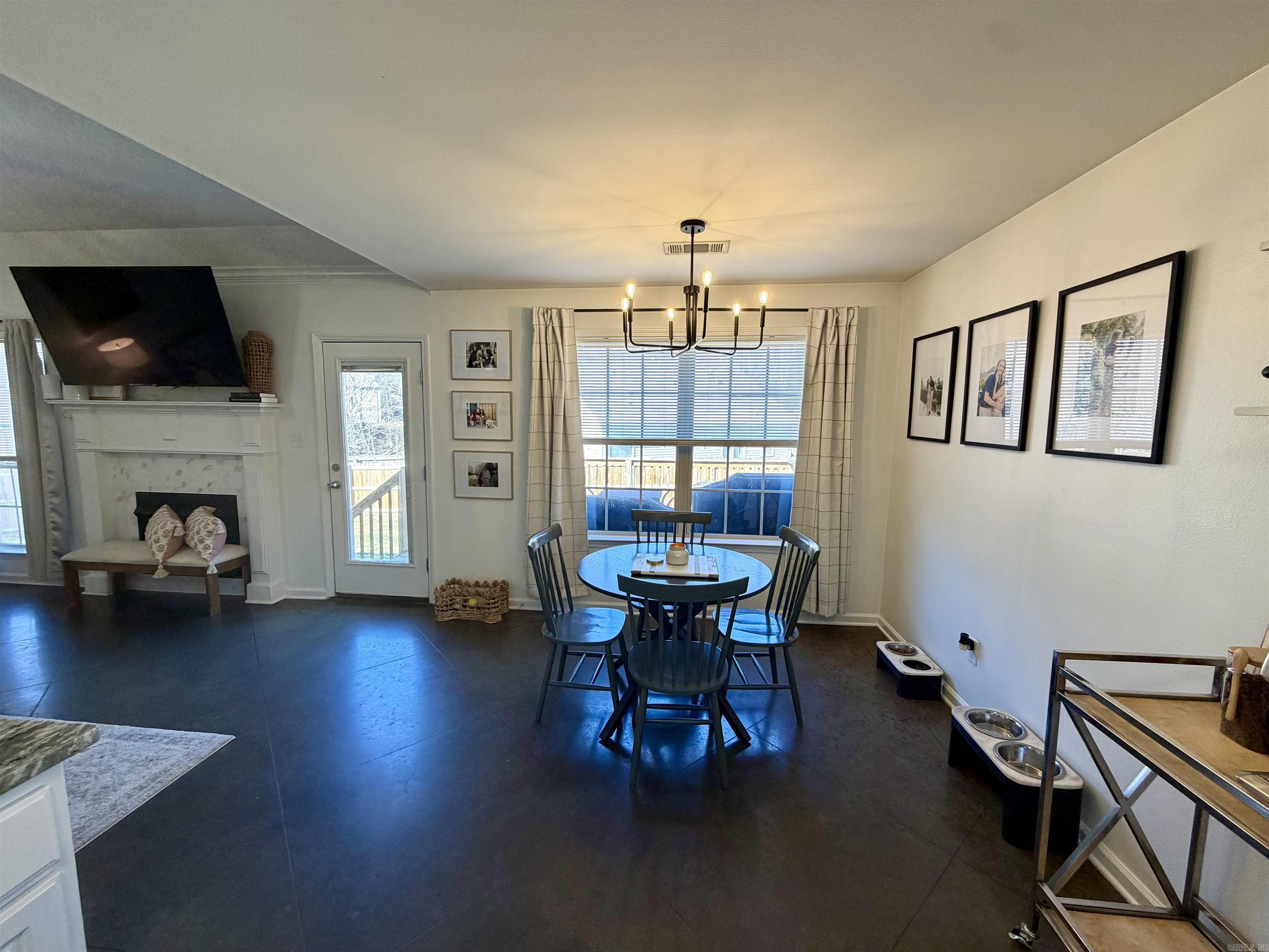 OAKTREE PLACE - Residential