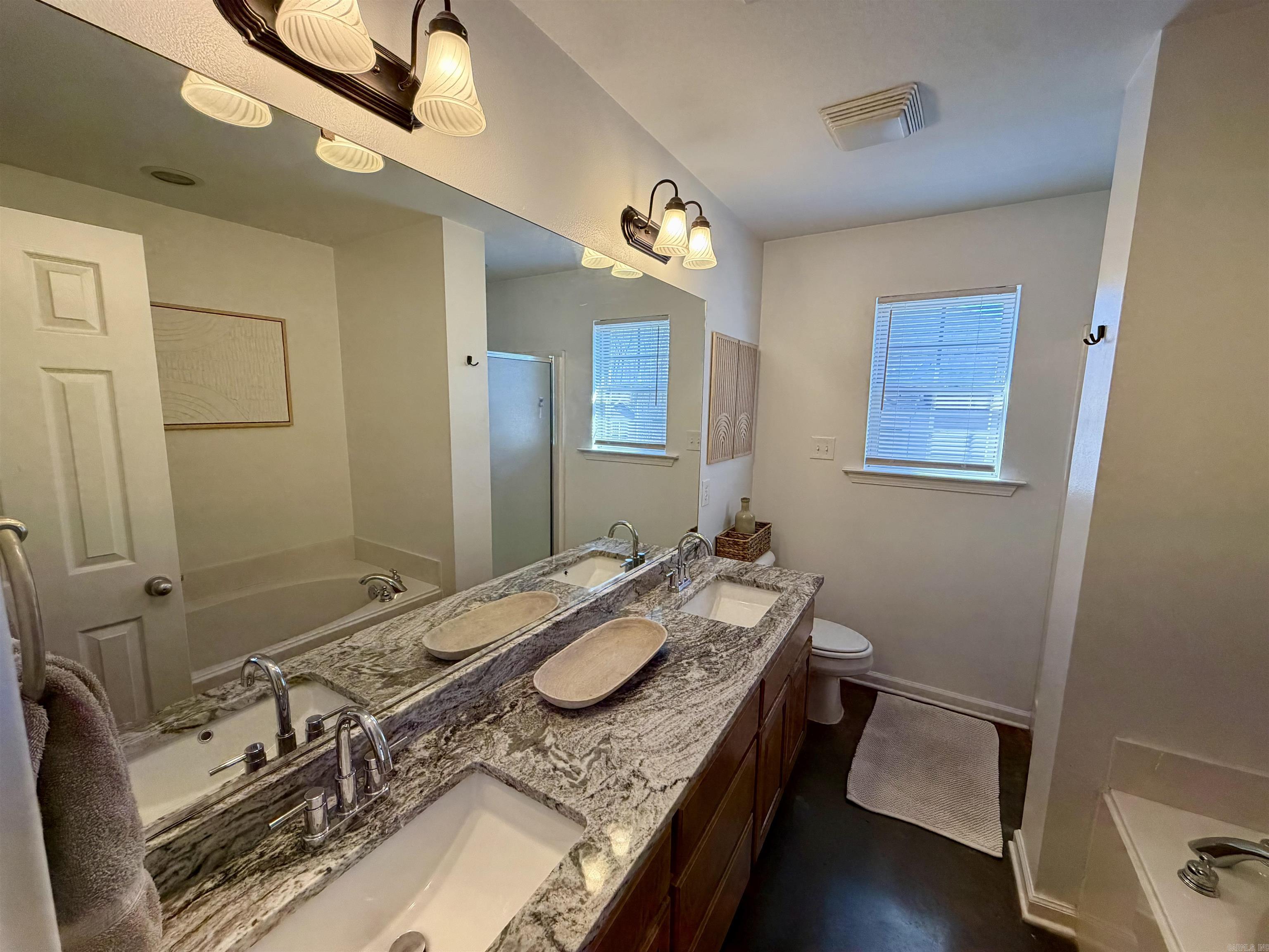 OAKTREE PLACE - Residential