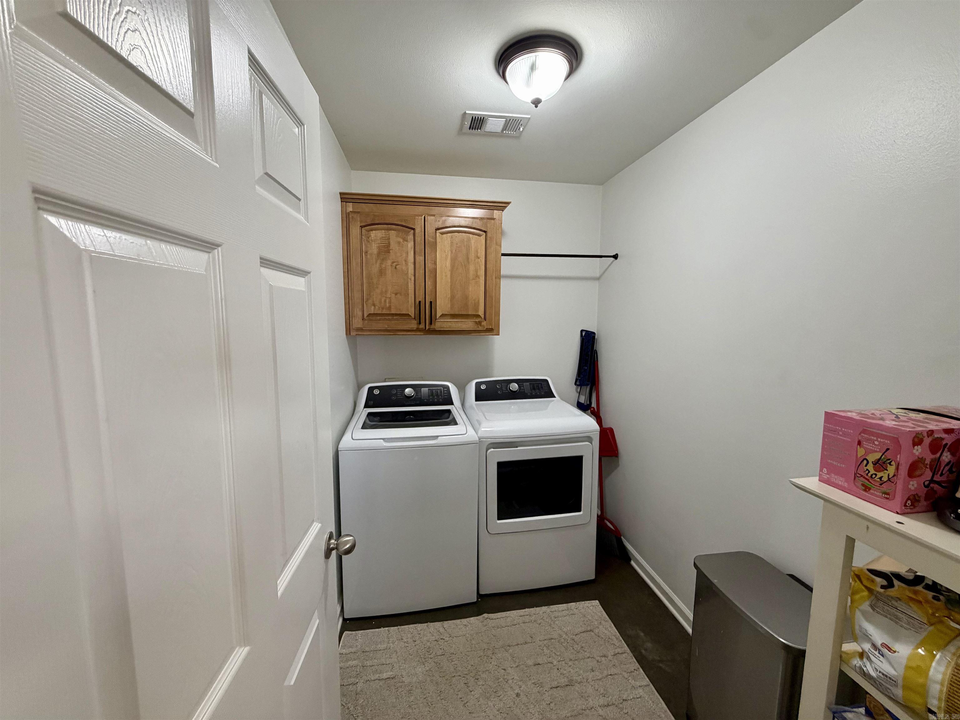 OAKTREE PLACE - Residential