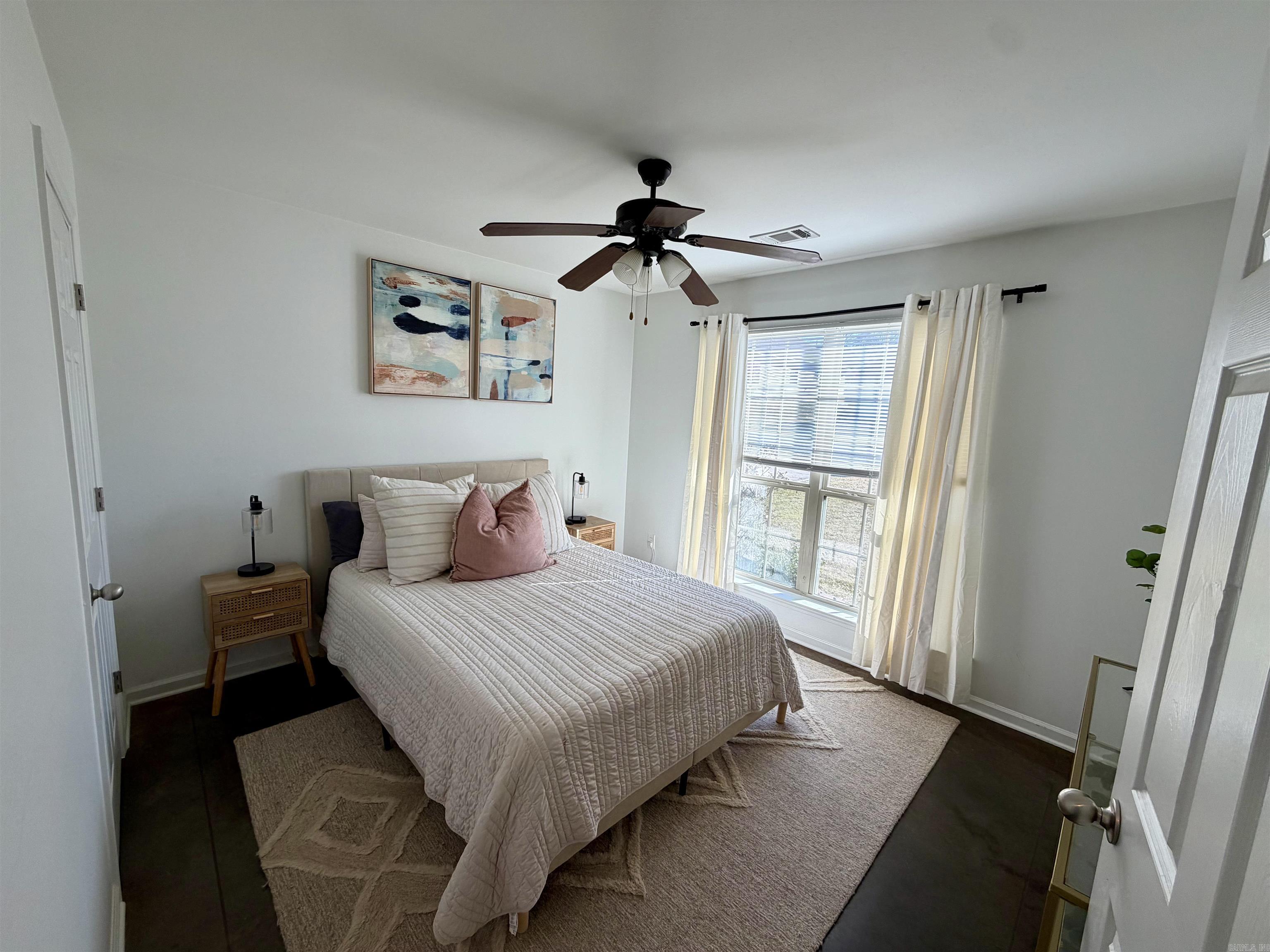 OAKTREE PLACE - Residential