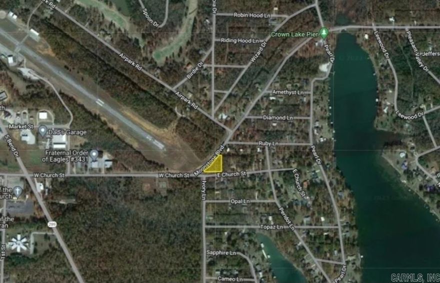 Build your new lake home on this spacious .81 (+/-) acre lot in Horseshoe Bend! It is only a few blocks away from Crown Lake and only minutes from 2 other lakes along with local amenities. Mobile, manufactured or tiny homes are not allowed. Property conveys a Limited Warranty Deed. Owner financing available. Call or text today for more information.