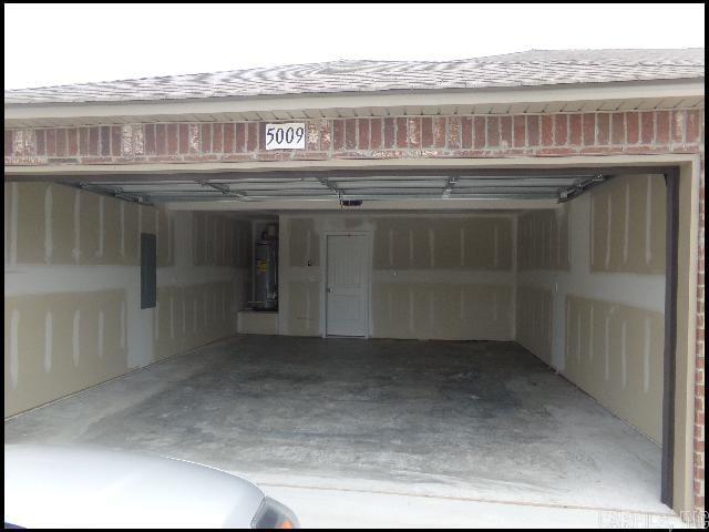 HILLDALE CROSSING - Residential Lease