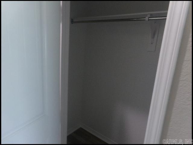 HILLDALE CROSSING - Residential Lease