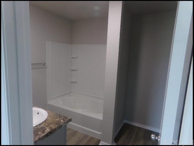 HILLDALE CROSSING - Residential Lease