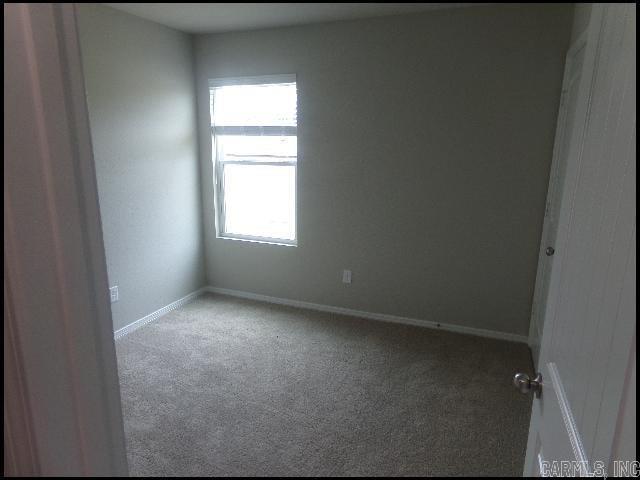 HILLDALE CROSSING - Residential Lease
