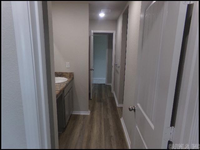 HILLDALE CROSSING - Residential Lease