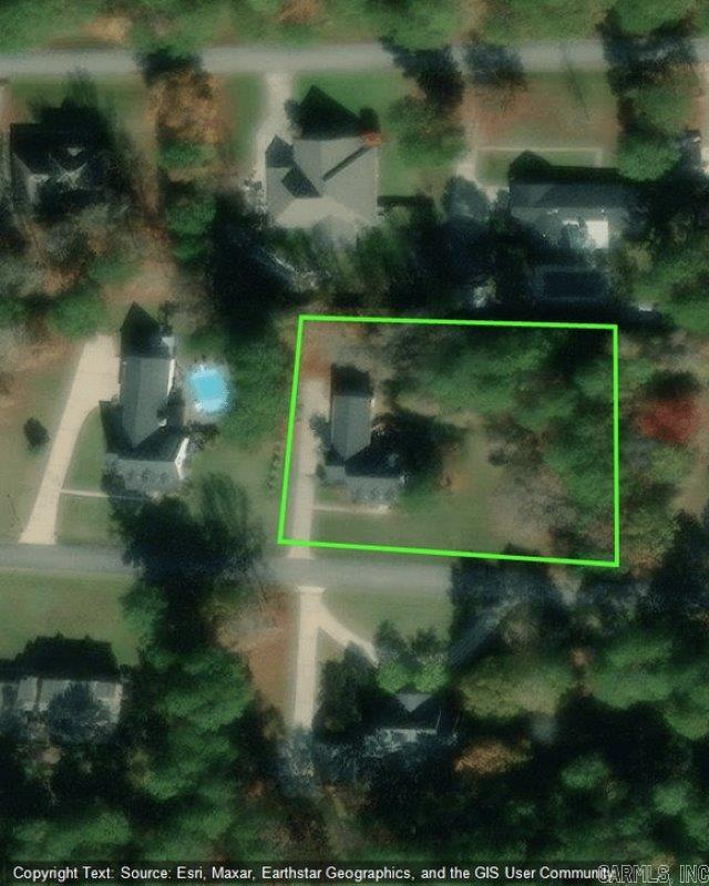 COUNTRY CLUB ESTATES - Residential