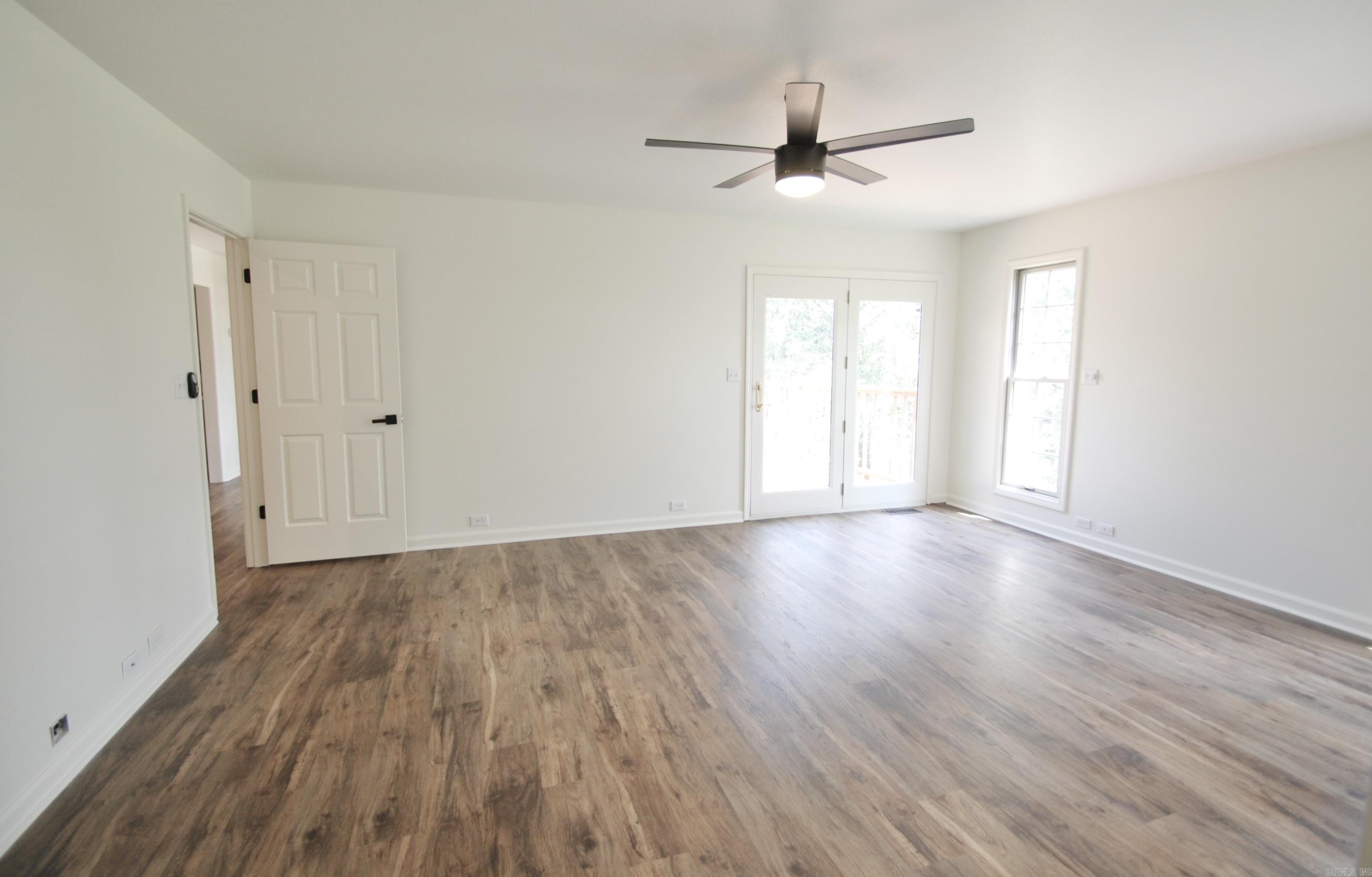 Ridgepointe - Residential