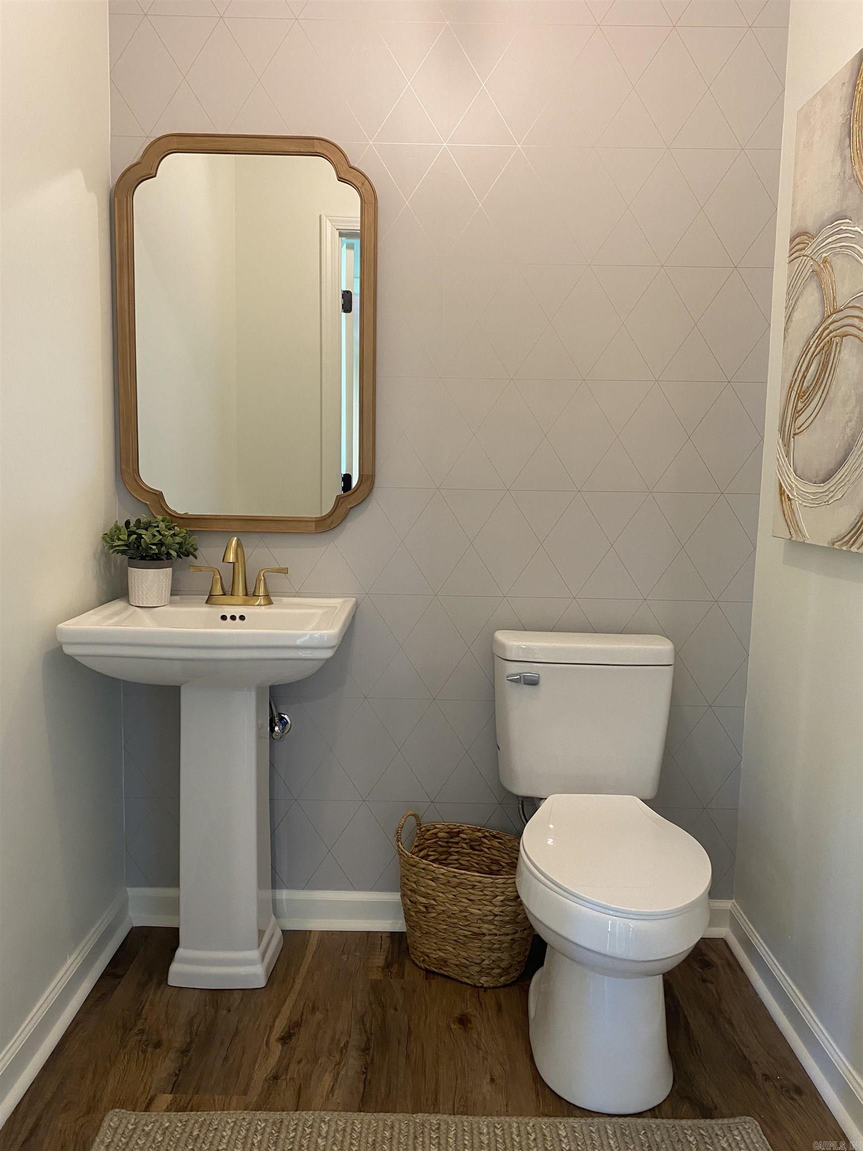 Ridgepointe - Residential