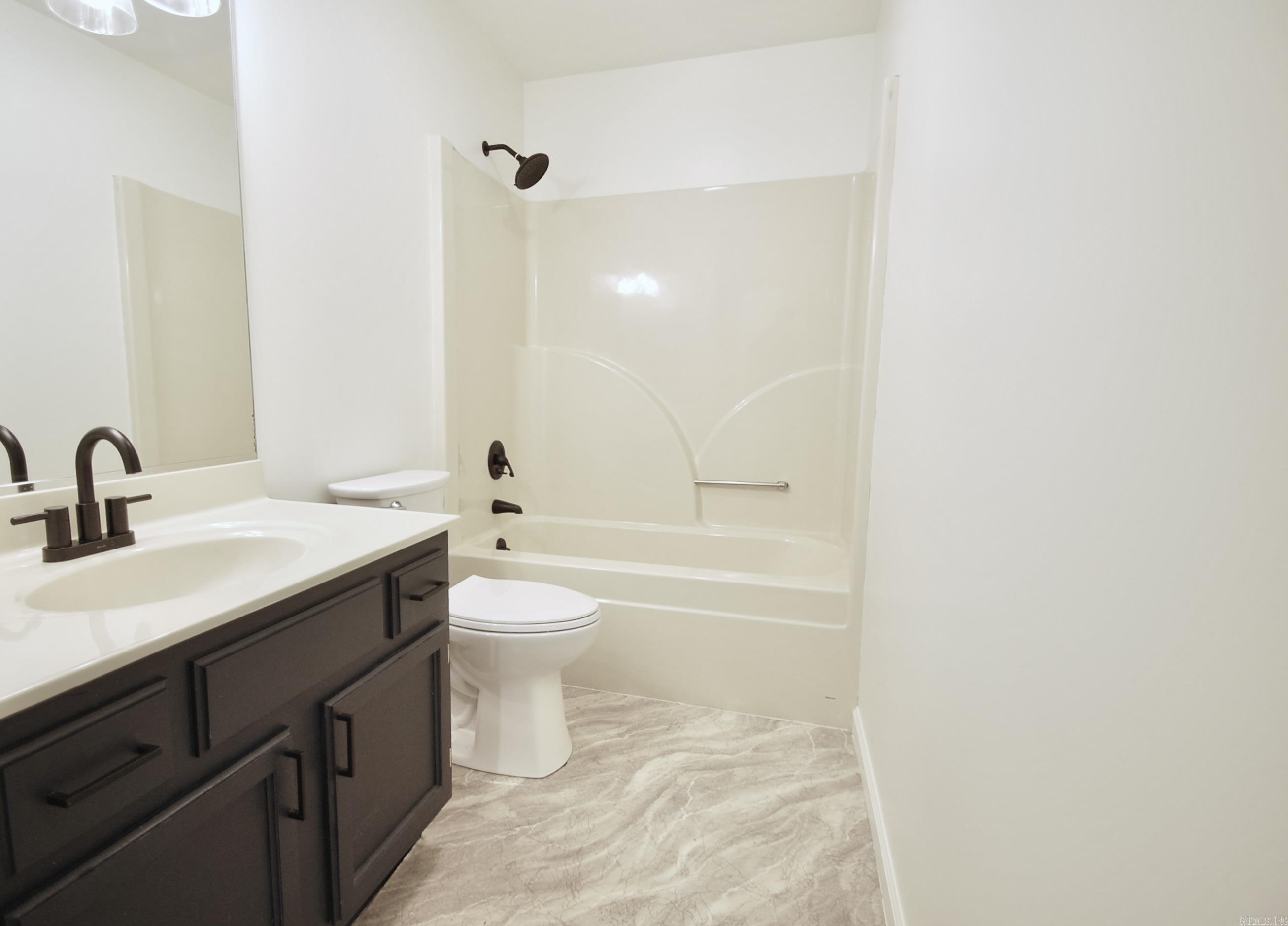 Ridgepointe - Residential