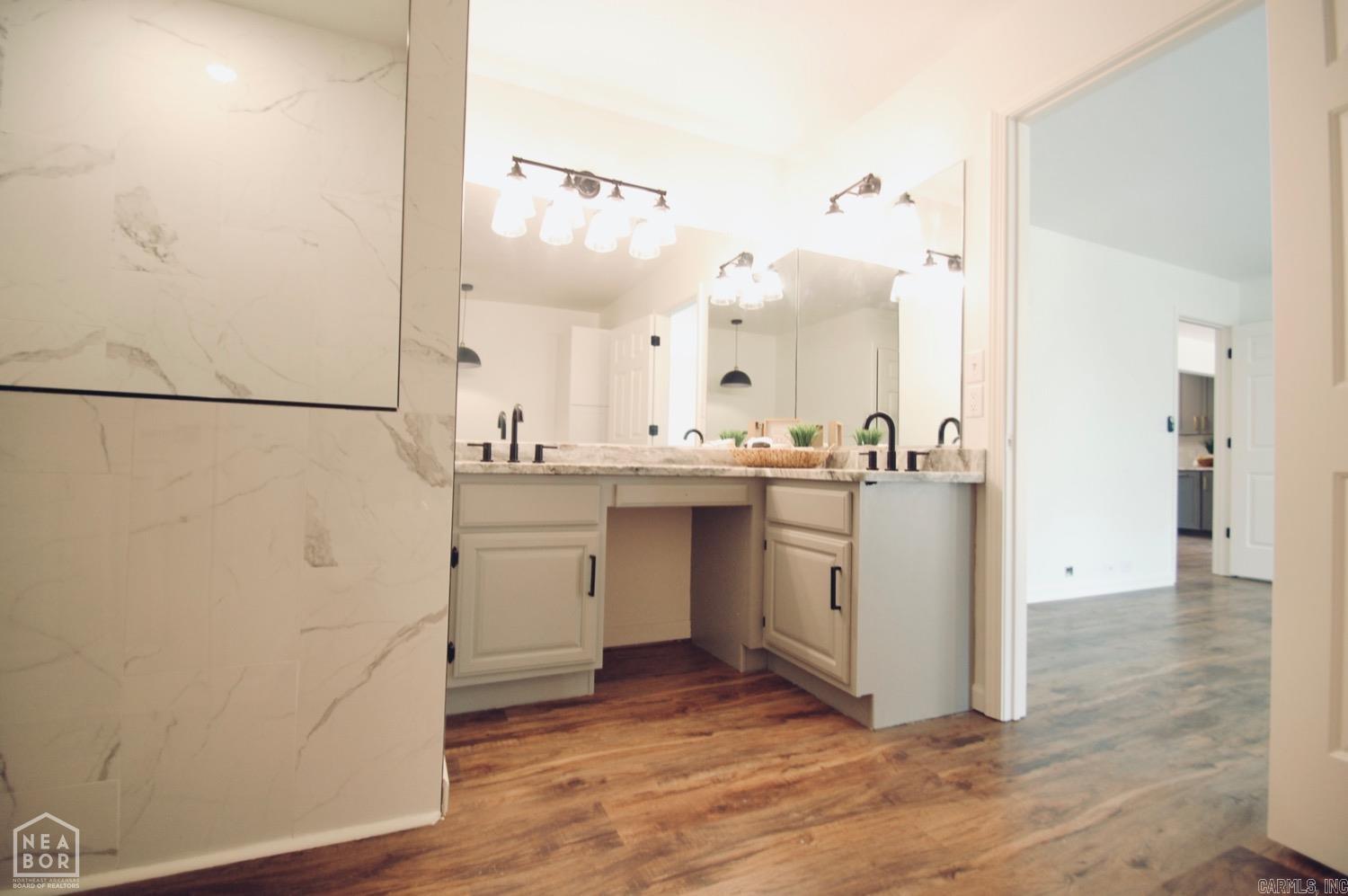 Ridgepointe - Residential