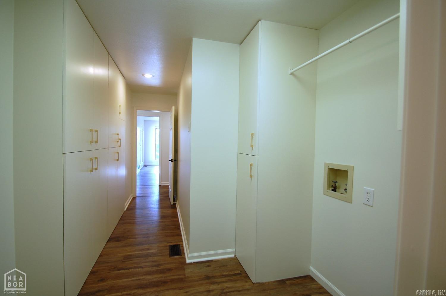 Ridgepointe - Residential