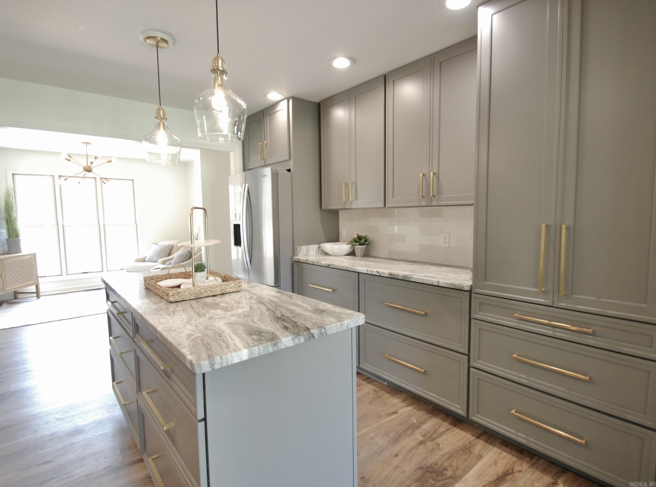 Ridgepointe - Residential