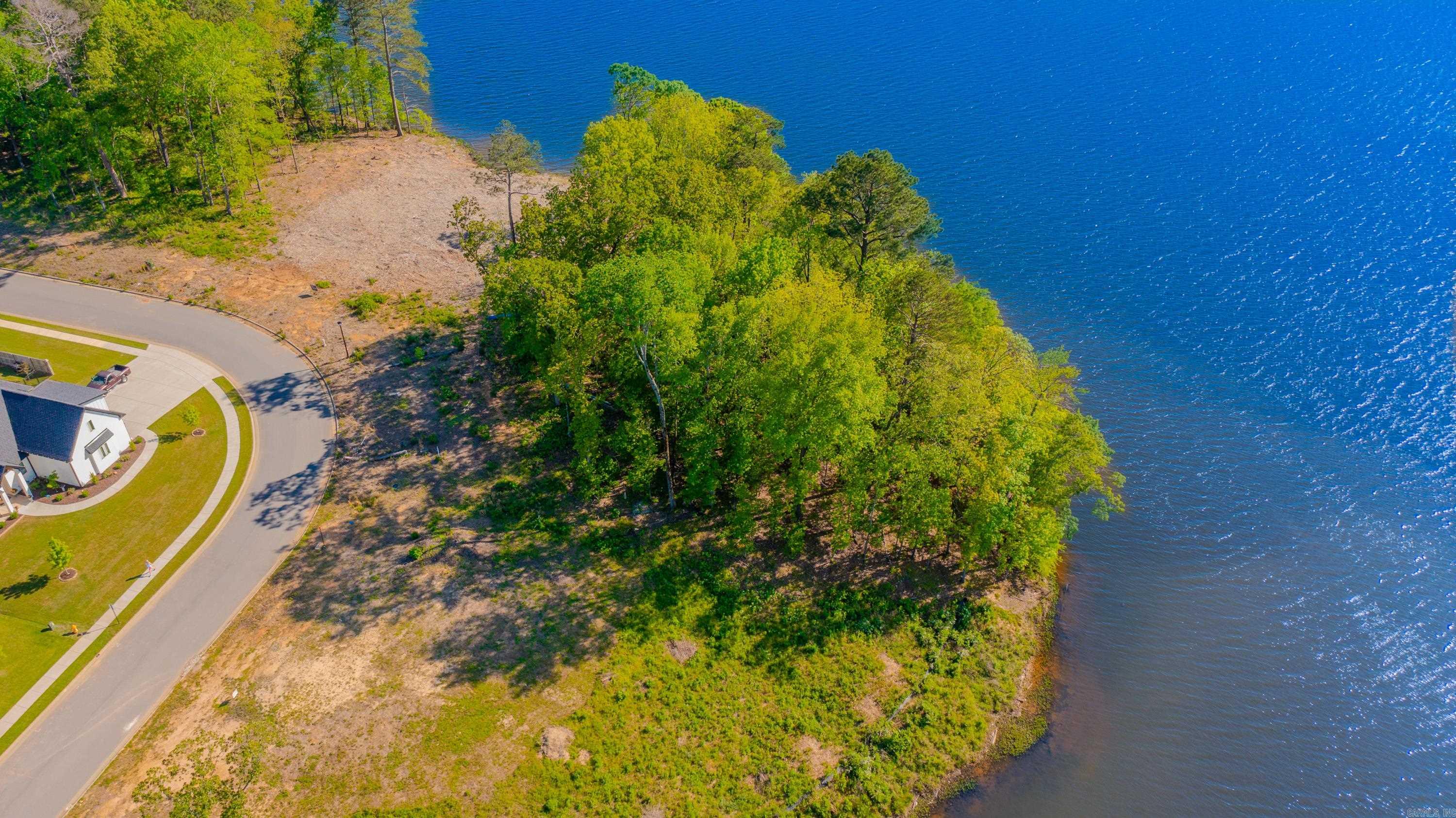 THE POINTE HURRICANE ESTATES - Land