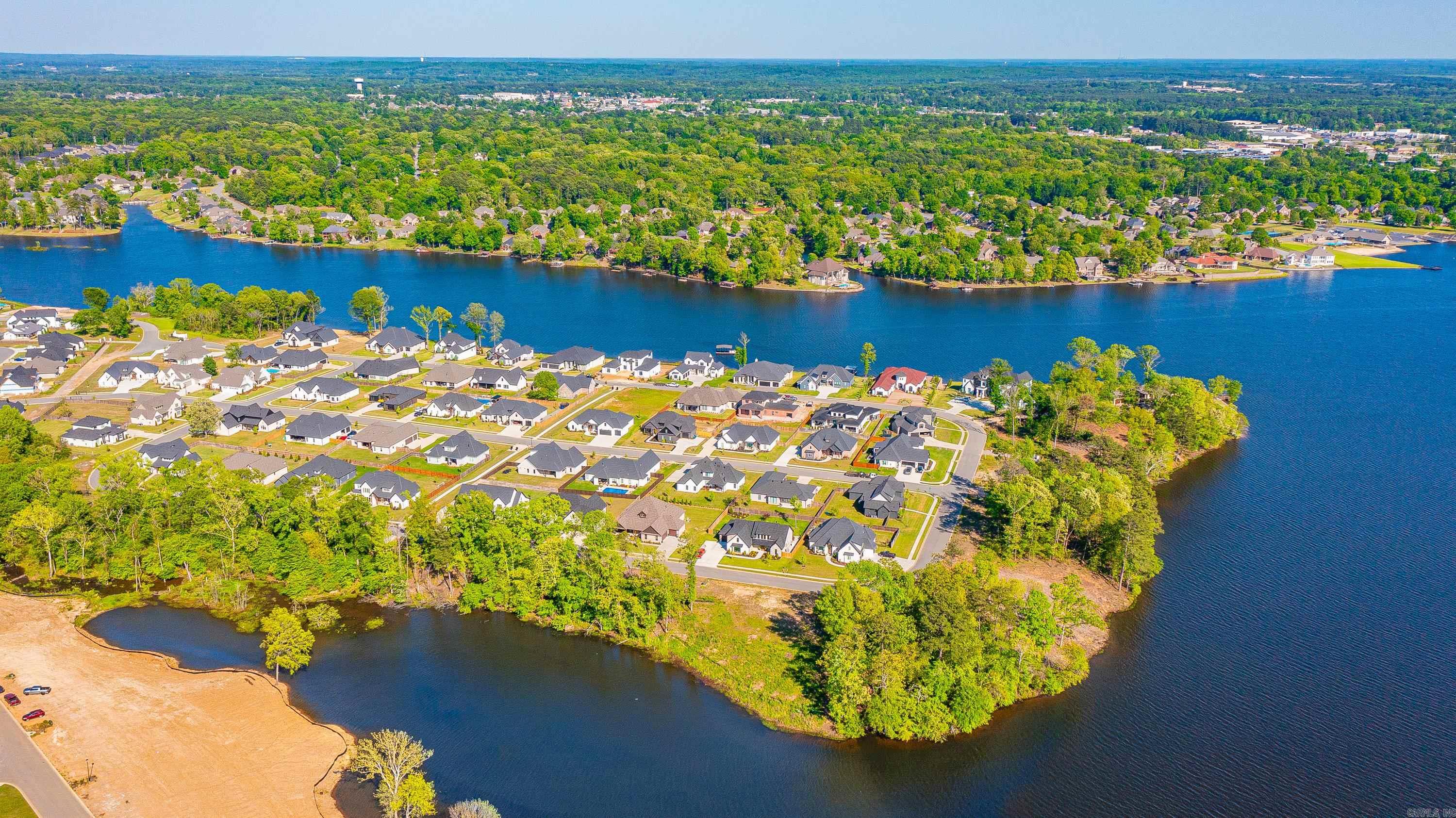 THE POINTE HURRICANE ESTATES - Land