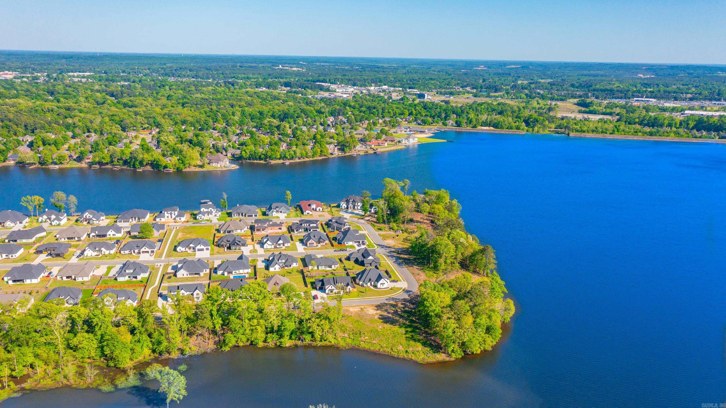 THE POINTE HURRICANE ESTATES - Land