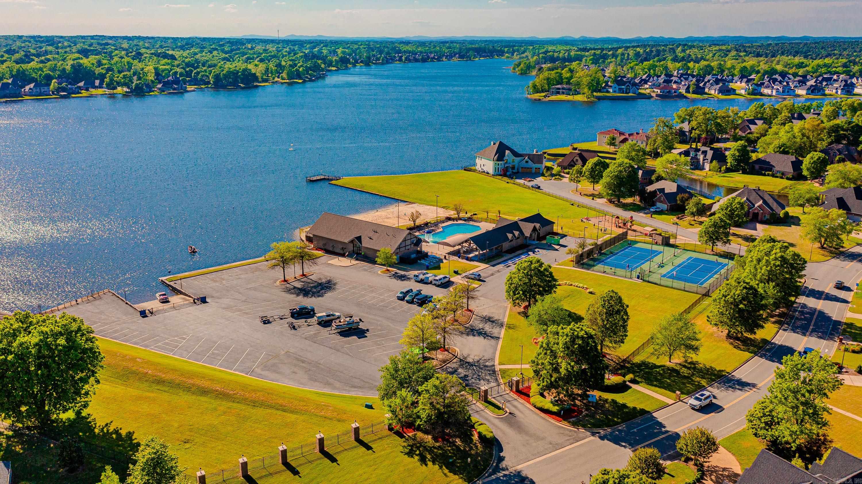 THE POINTE HURRICANE ESTATES - Land