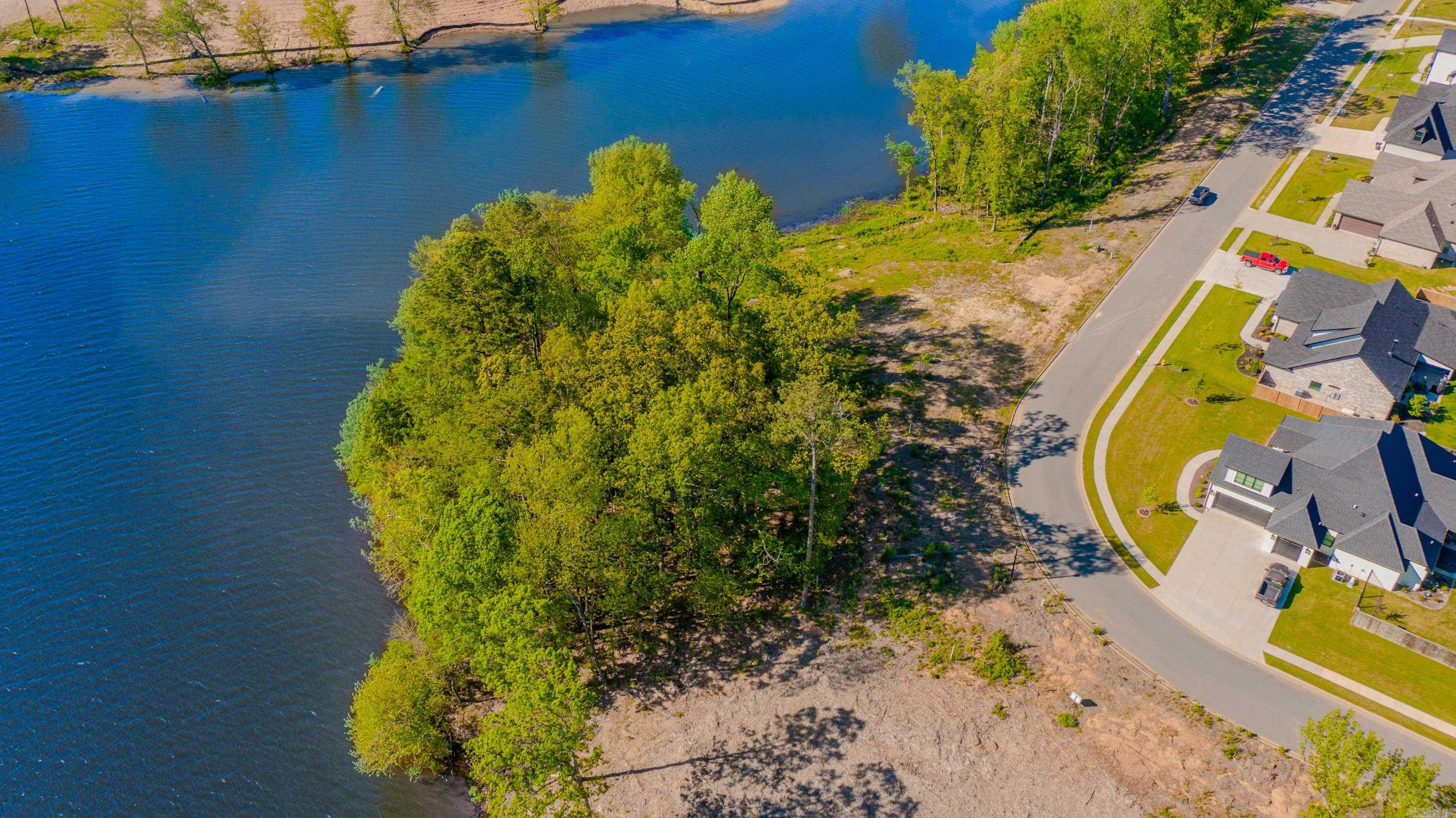 THE POINTE HURRICANE ESTATES - Land