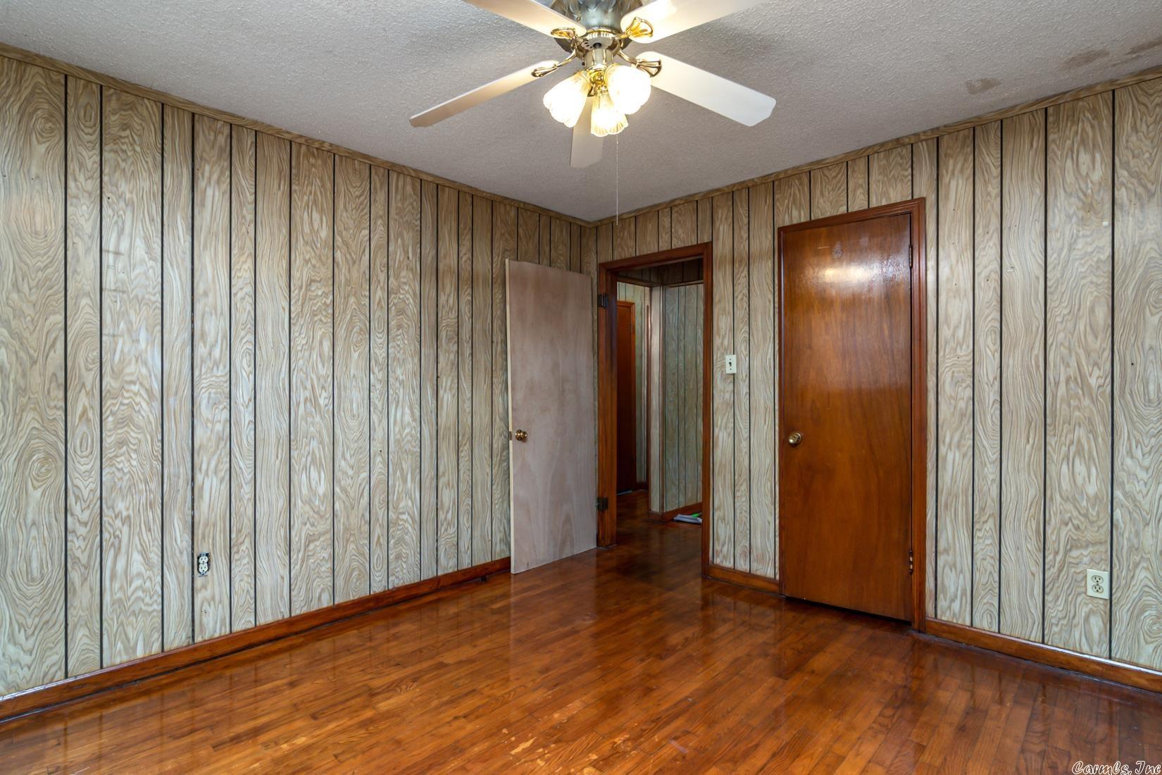 HENRYS - Residential