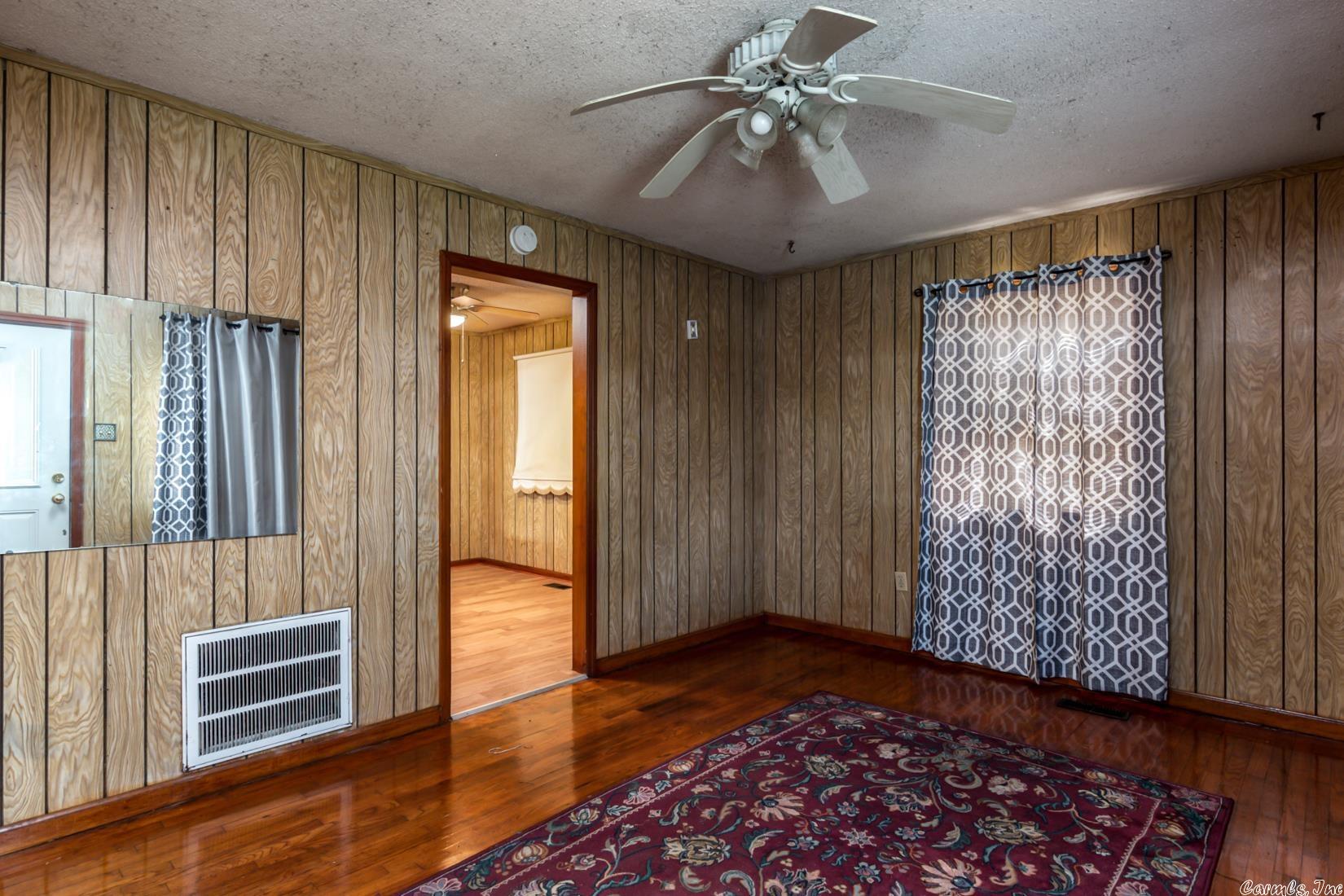 HENRYS - Residential