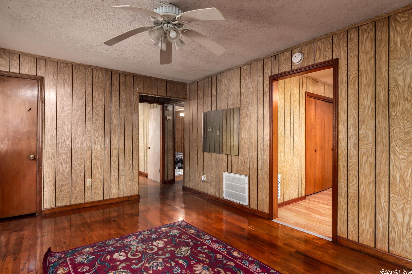 HENRYS - Residential