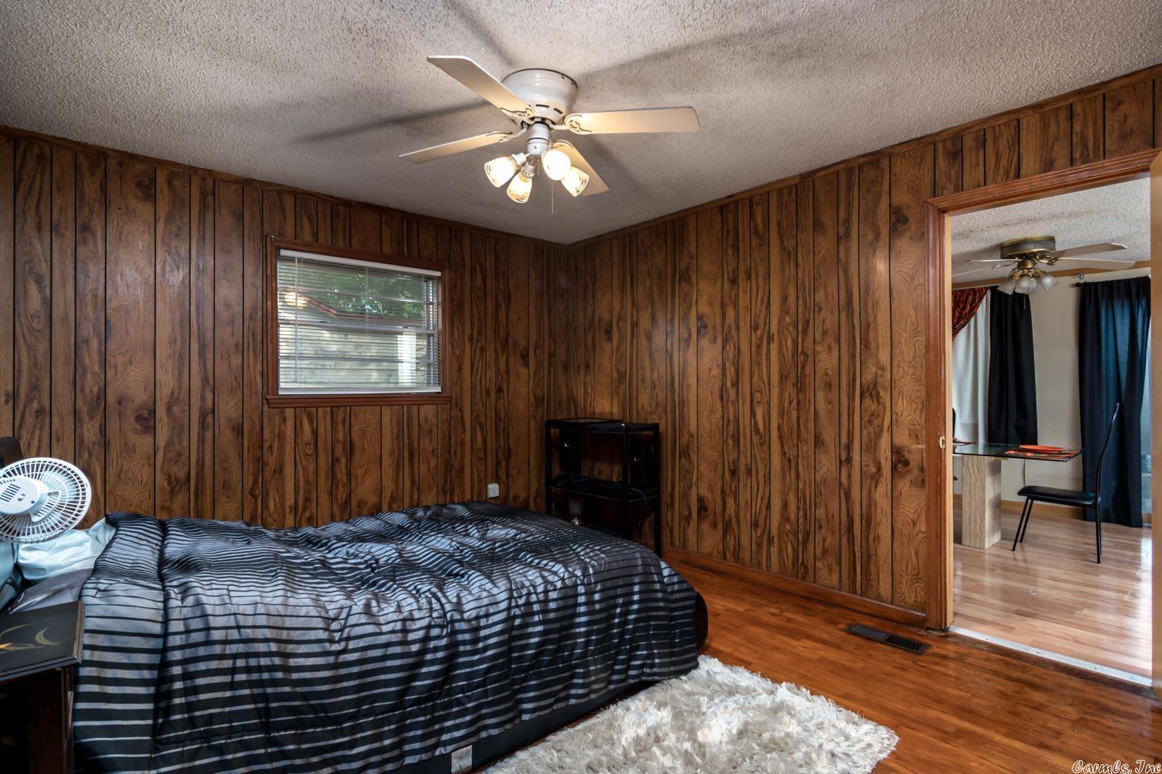 HENRYS - Residential