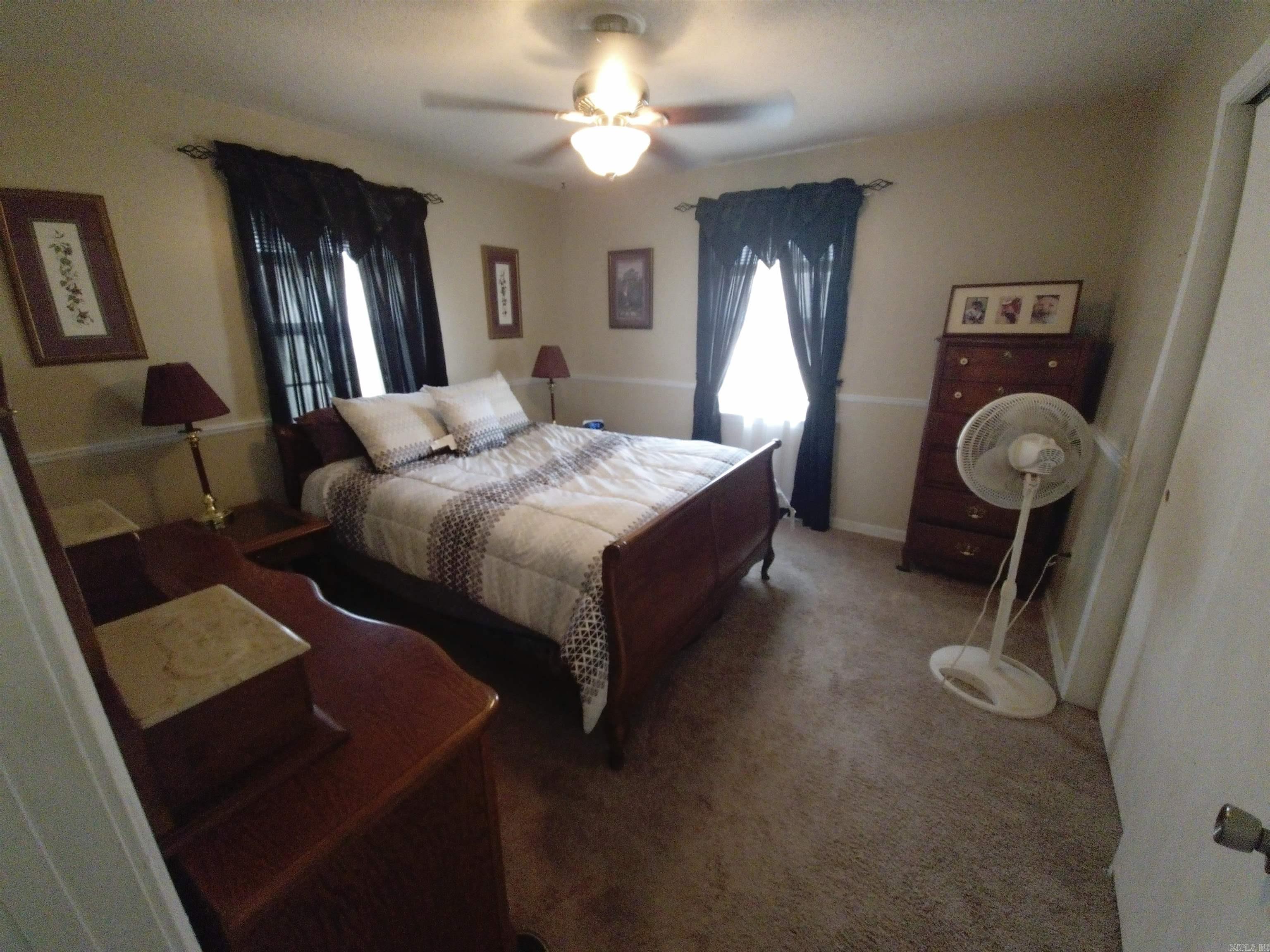 Knollcrest - Residential