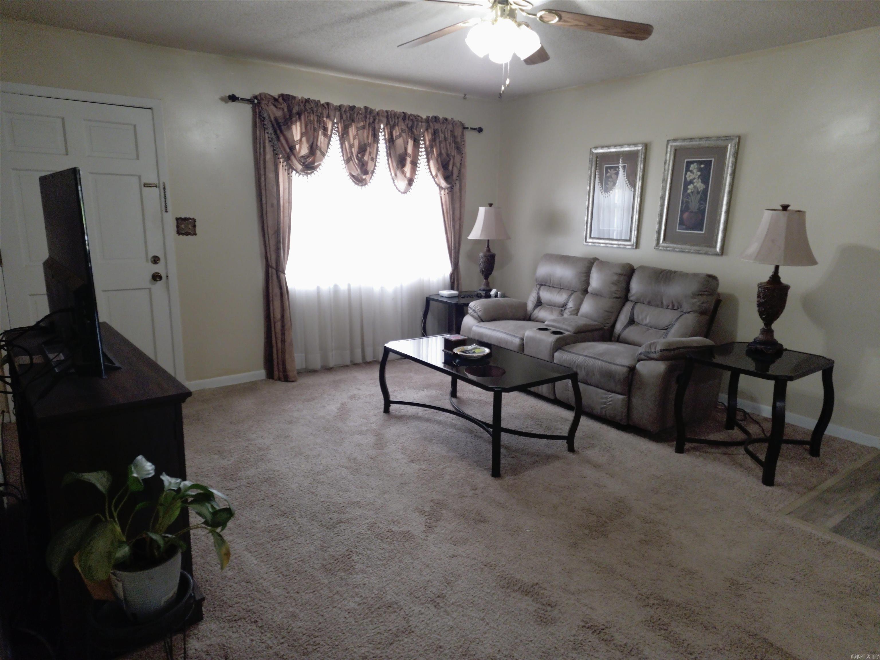 Knollcrest - Residential