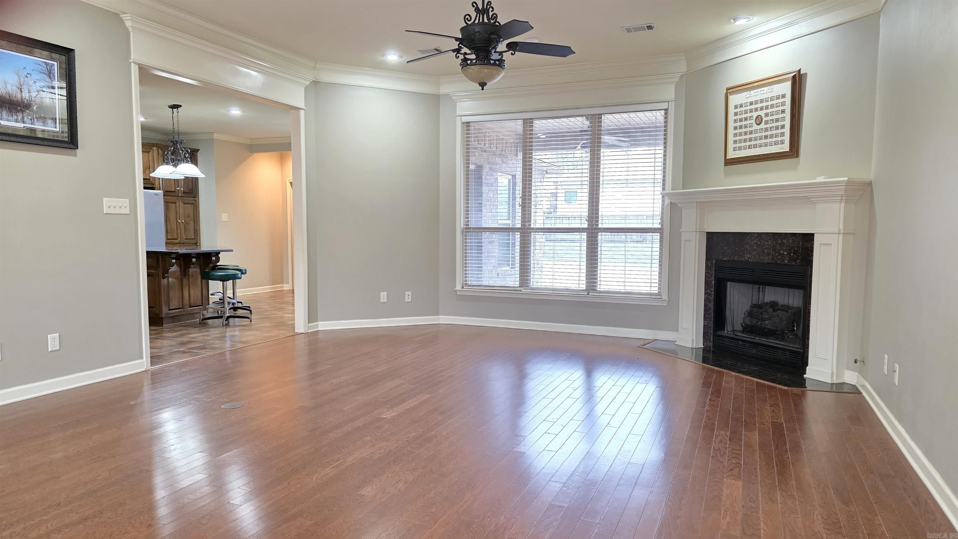 MILLERS CROSSING - Residential