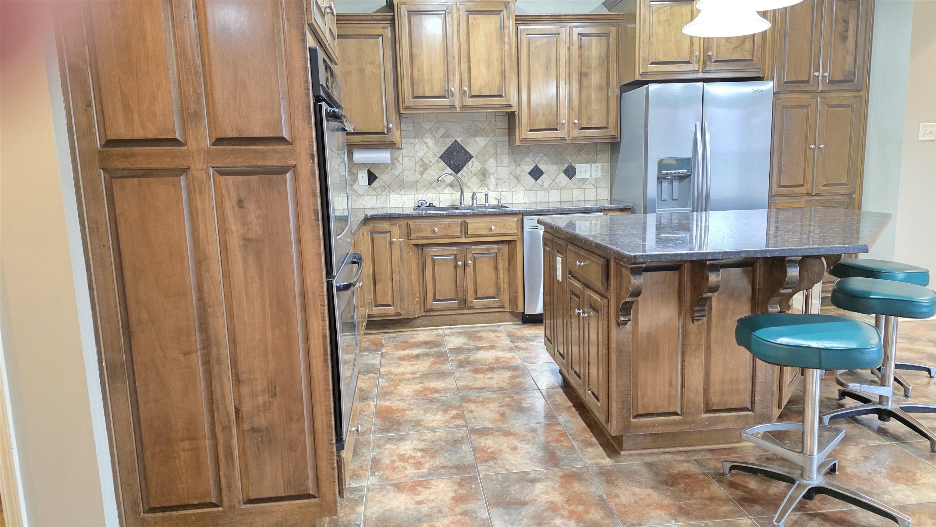 MILLERS CROSSING - Residential