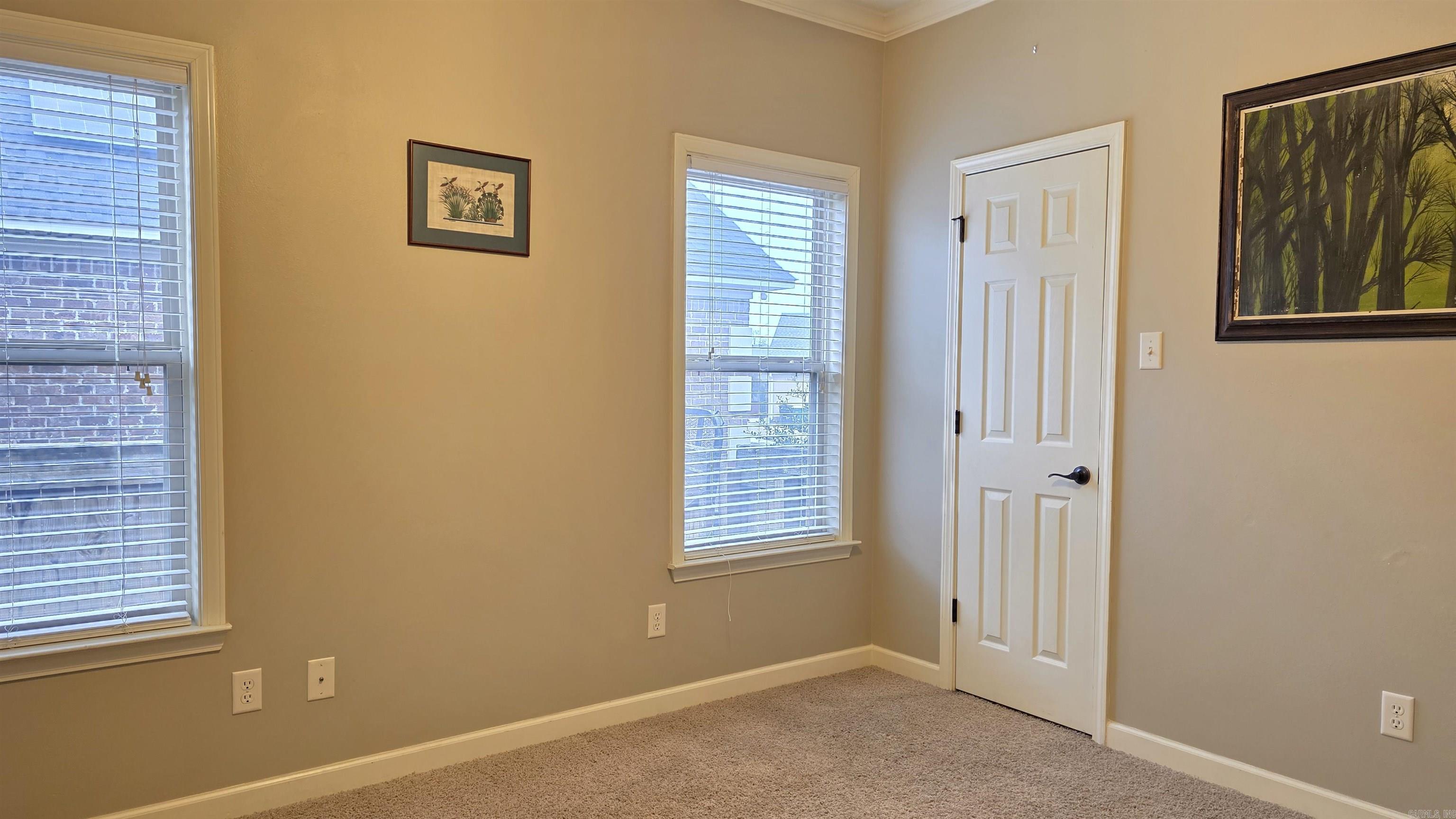 MILLERS CROSSING - Residential