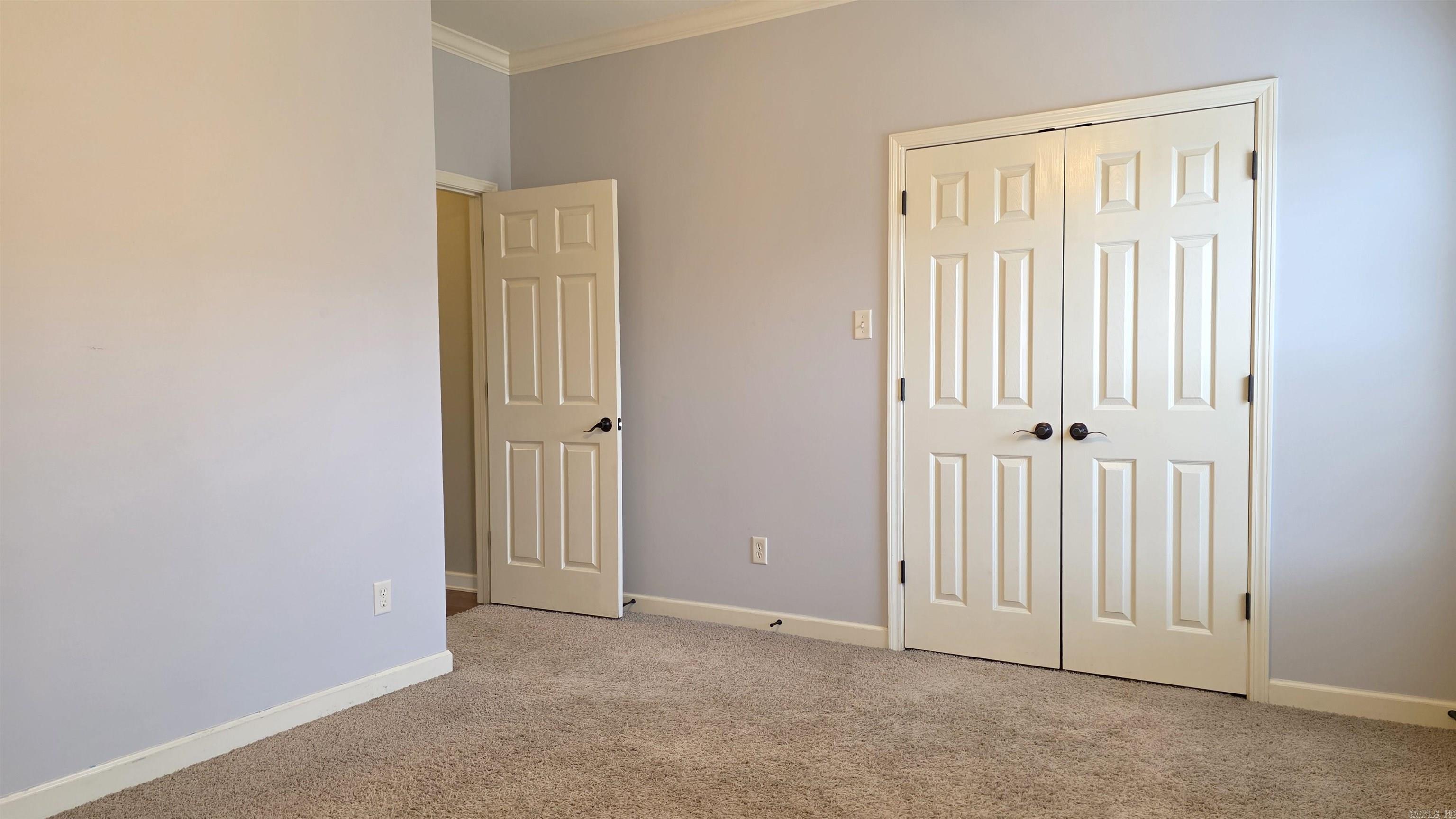 MILLERS CROSSING - Residential