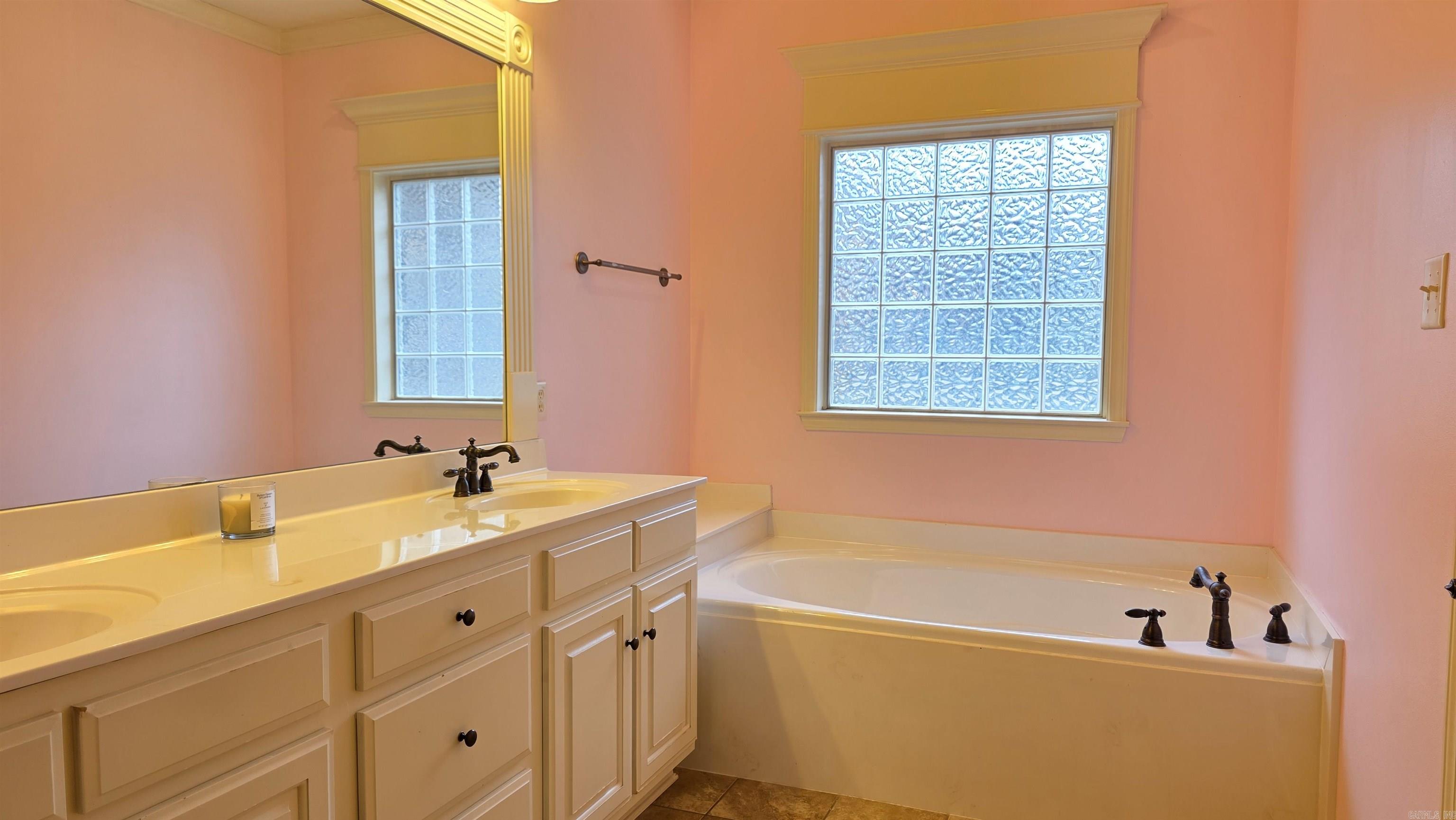 MILLERS CROSSING - Residential