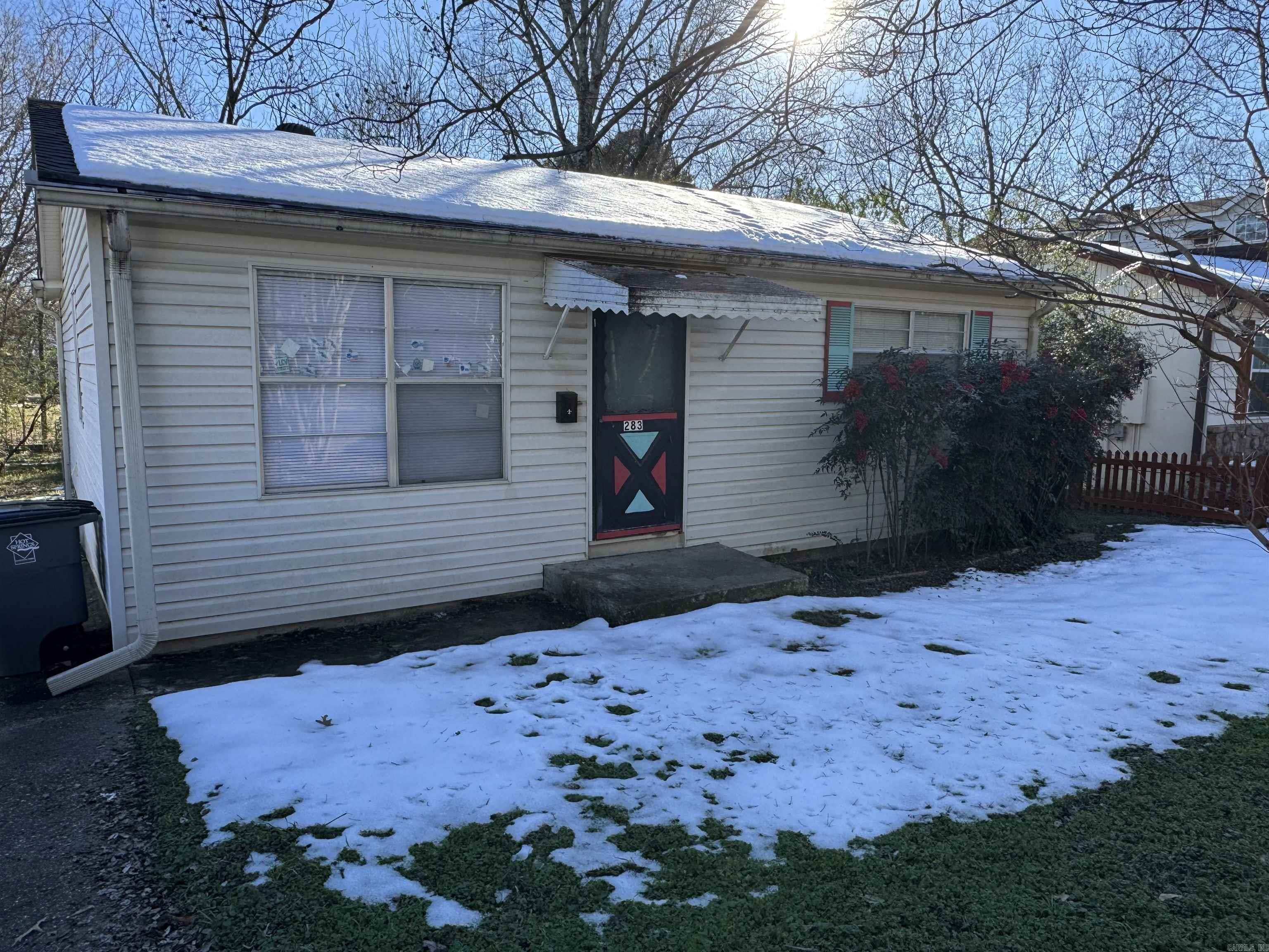 Very sturdy fixer-upper is priced for a quick sale. Great flooring already there. With a little paint and polish, this one is ready to rent or STR. Just blocks from Oaklawn Race Track, restaurants, and entertainment. It also has a decent back yard with a small storage building. Cute back porch for afternoon coffee or tea.
